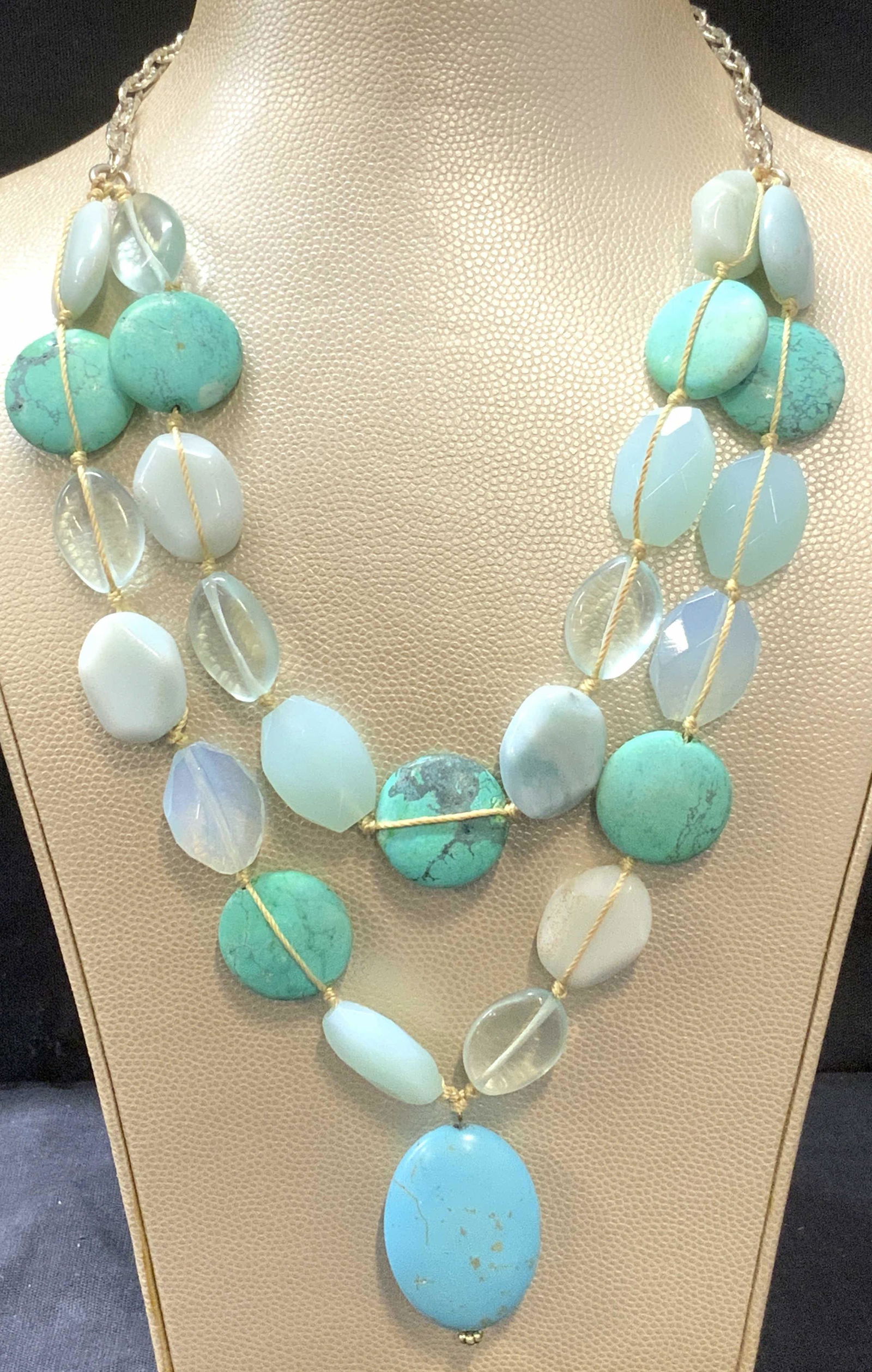 Chalcedony Stone Necklace & Earrings (1 of 9)