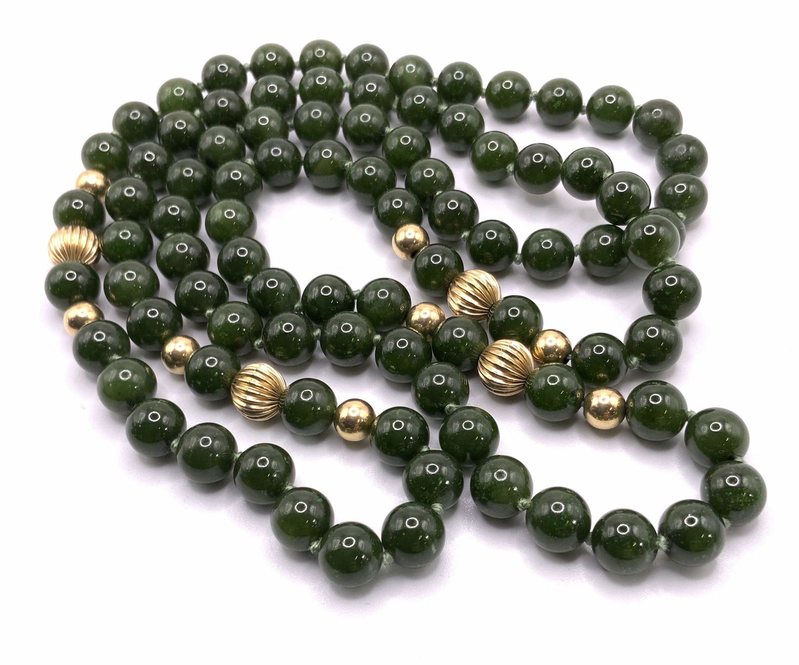 Vintage Natural Green Stone Beaded Necklace (1 of 6)