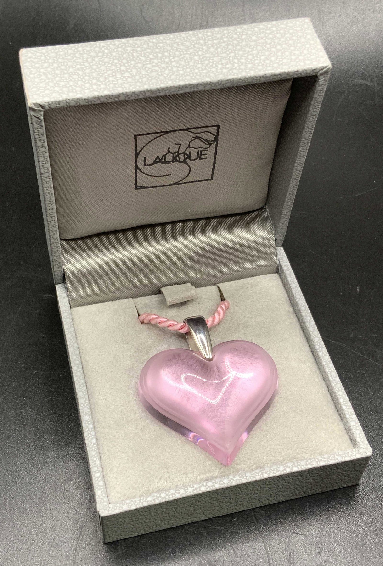 LALIQUE Pink Heart Crystal Pendant Necklace, Box (1 of 15)
