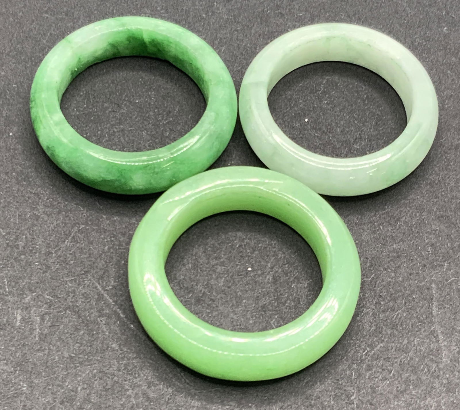 Lot 3 Vintage Natural Polished Green Stone Rings (1 of 10)