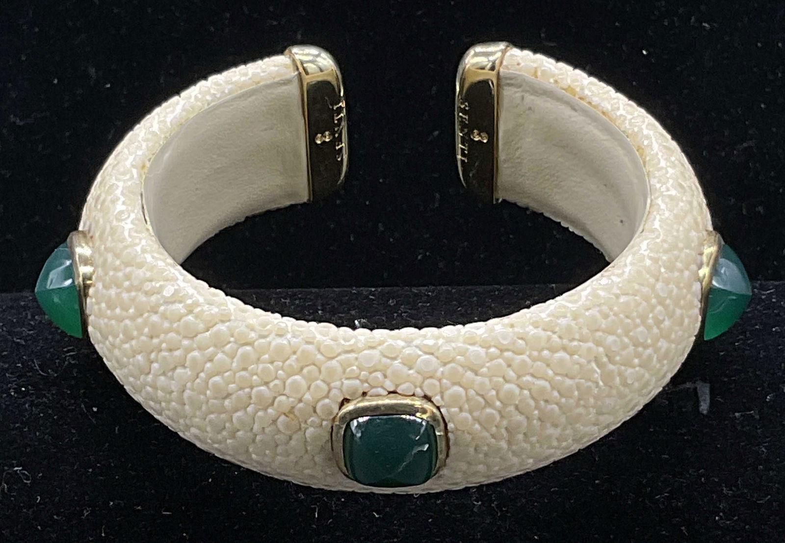 SENTI Sign STINGRAY LEATHER Cuff, Italy (1 of 7)