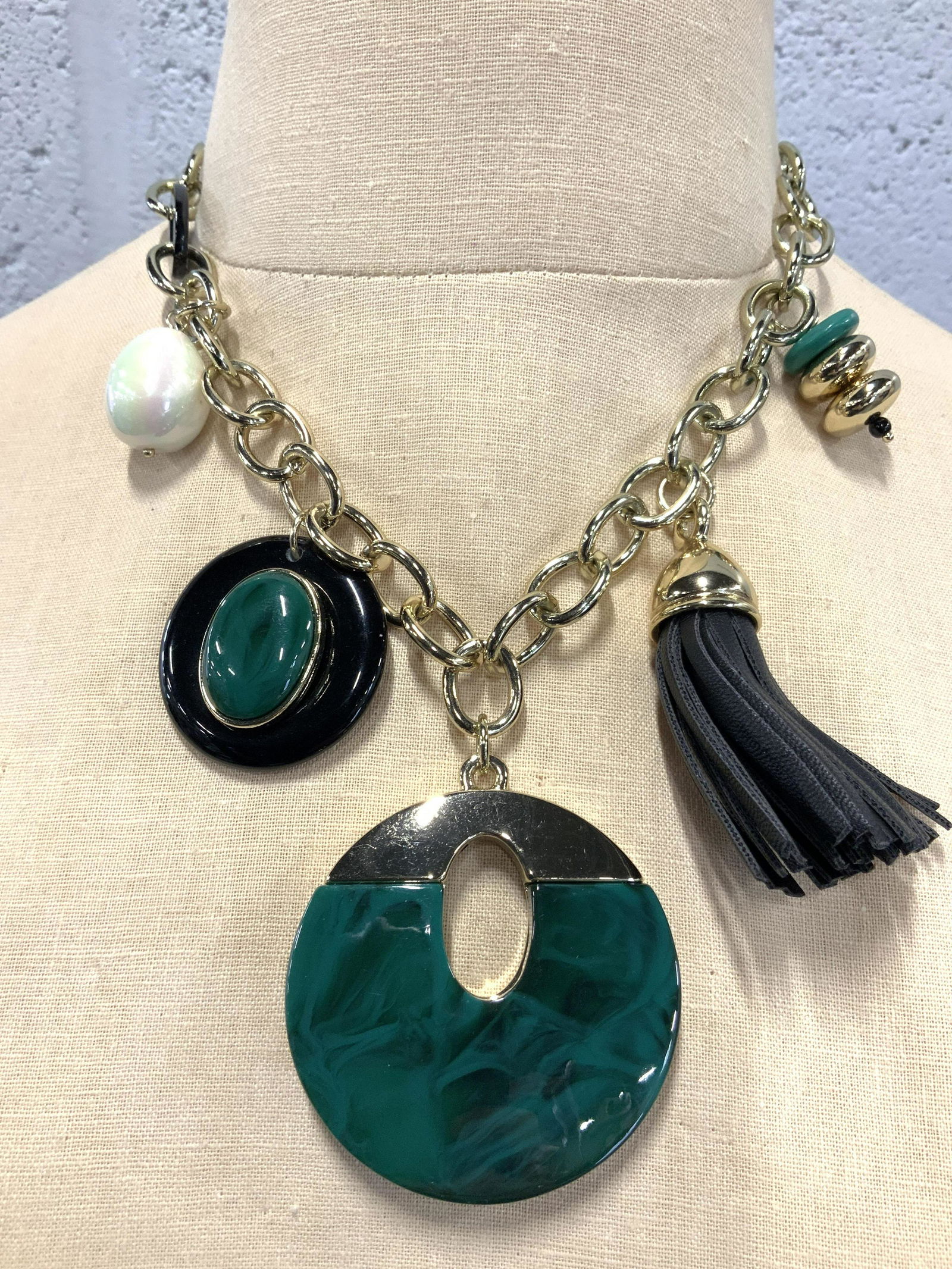 CHICOS Signed Statement Pendant Necklace (1 of 7)