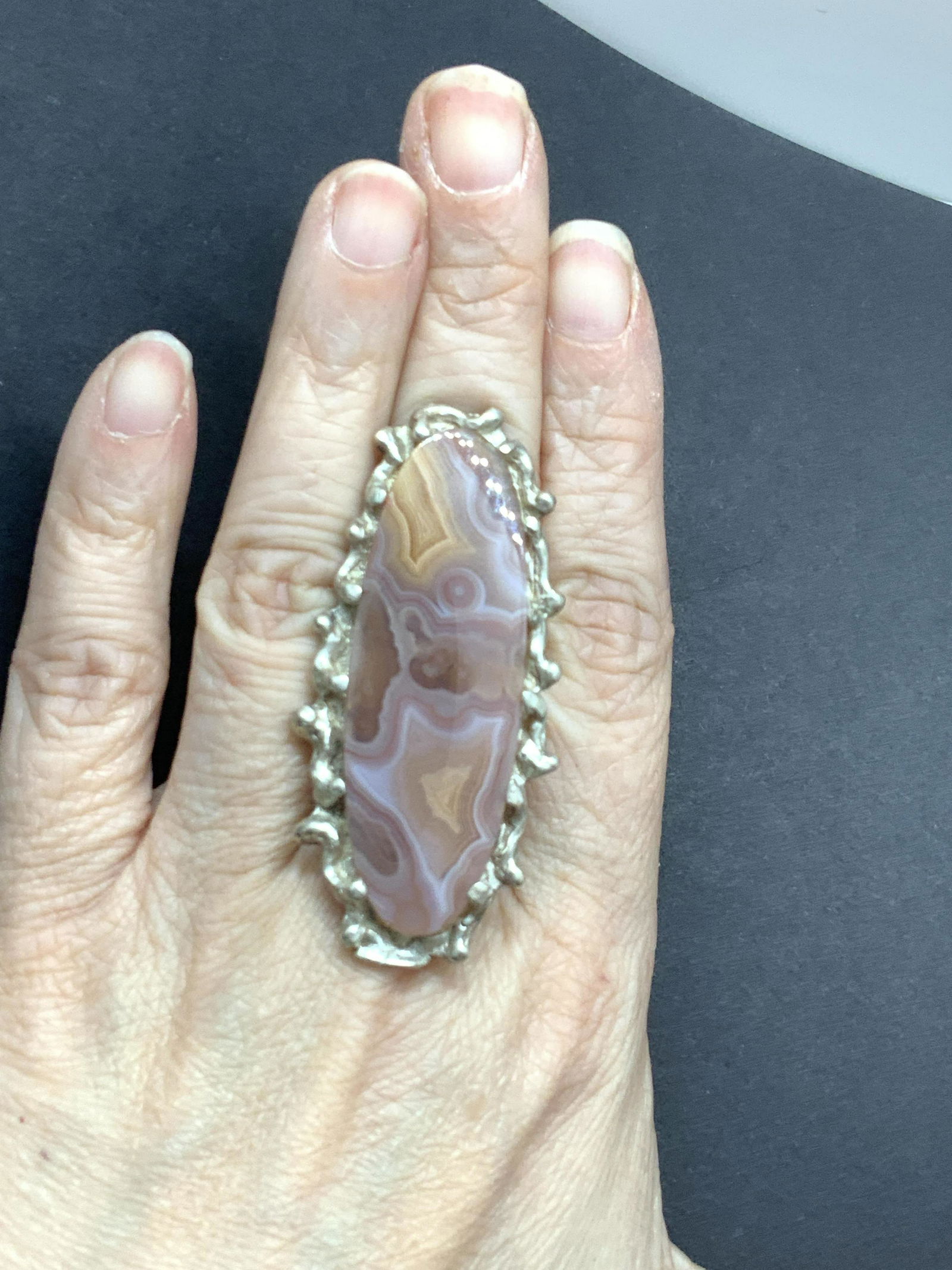 Brutalist Platinum Agate Ring (1 of 6)