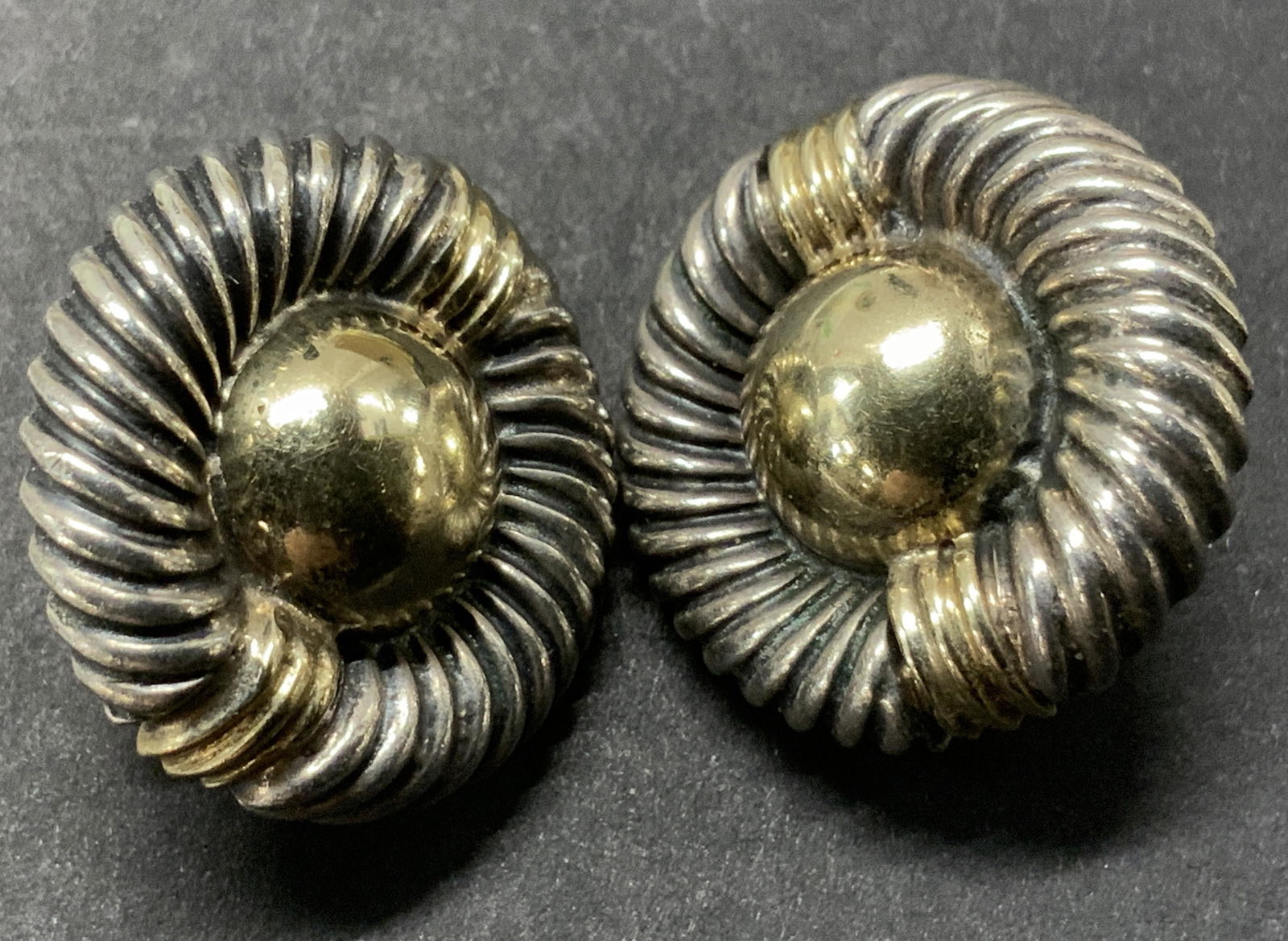 DAVID YURMAN Sgn Sterling 14k Gold Button Earrings (1 of 8)
