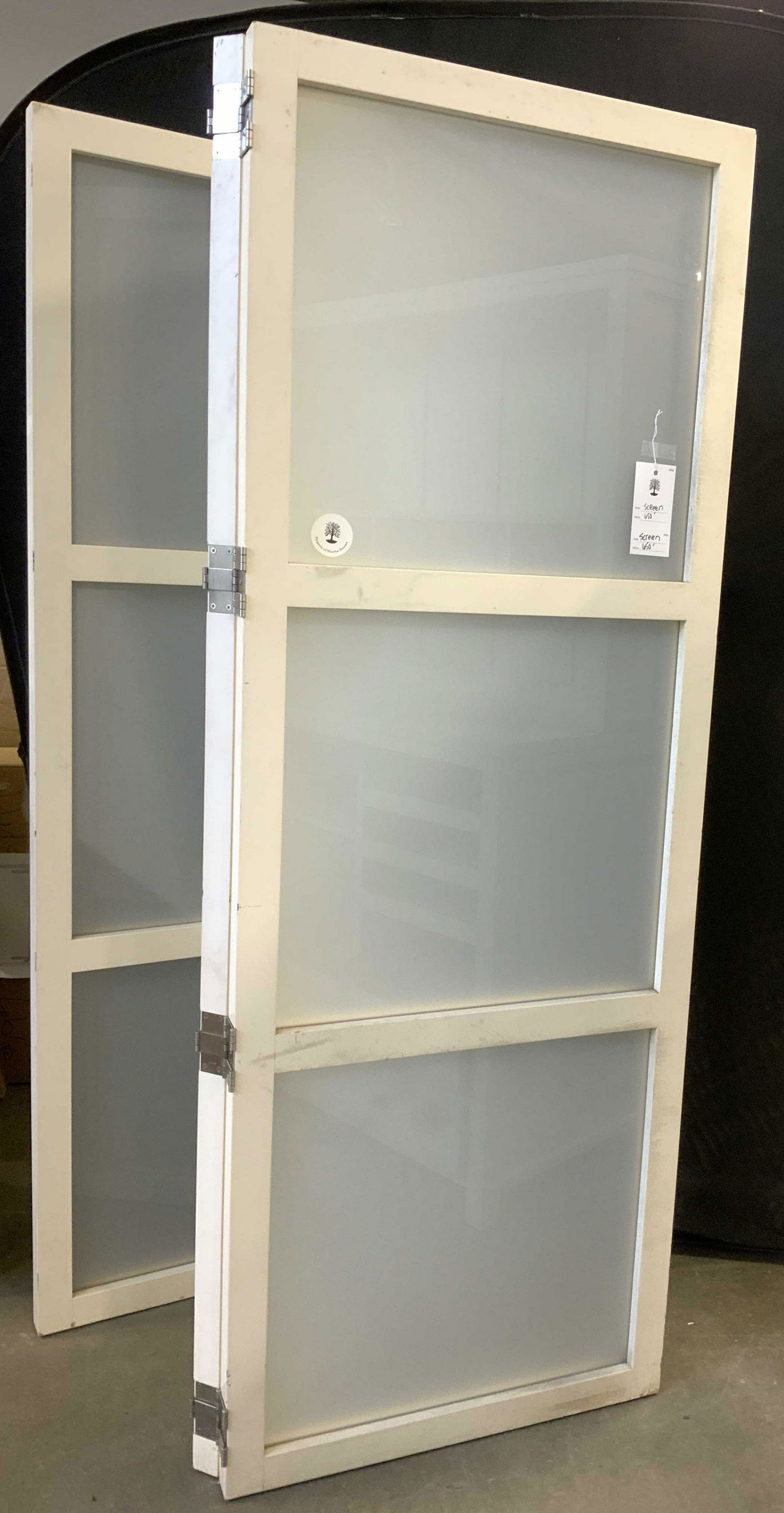 Wood & Hard Plastic 3 Panel Room Screen (1 of 10)