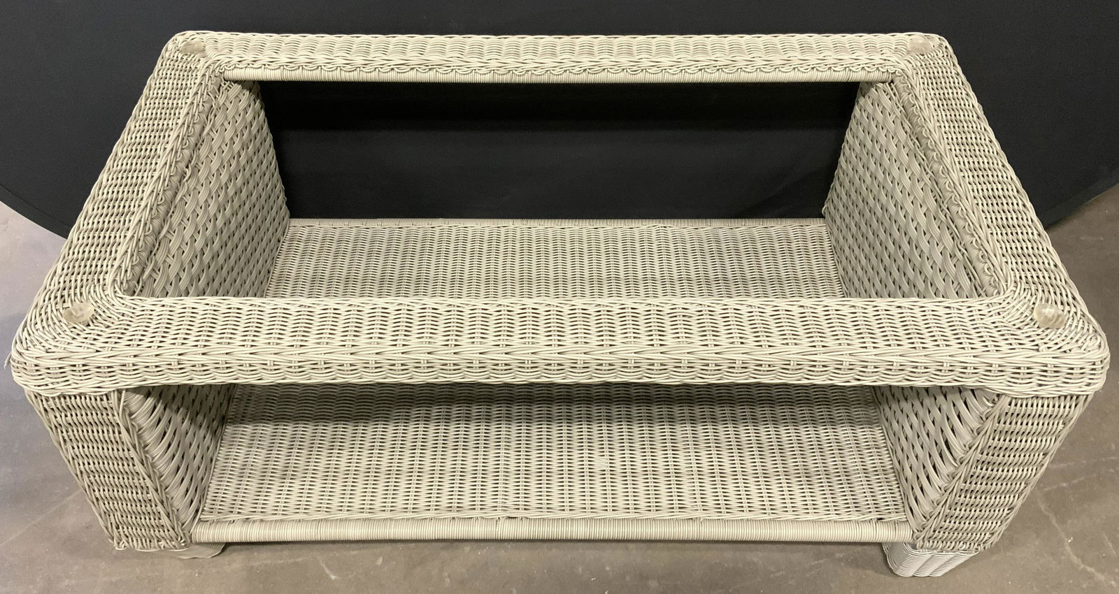 Synthetic Wicker Coffee Table Outdoor Furniture (1 of 10)