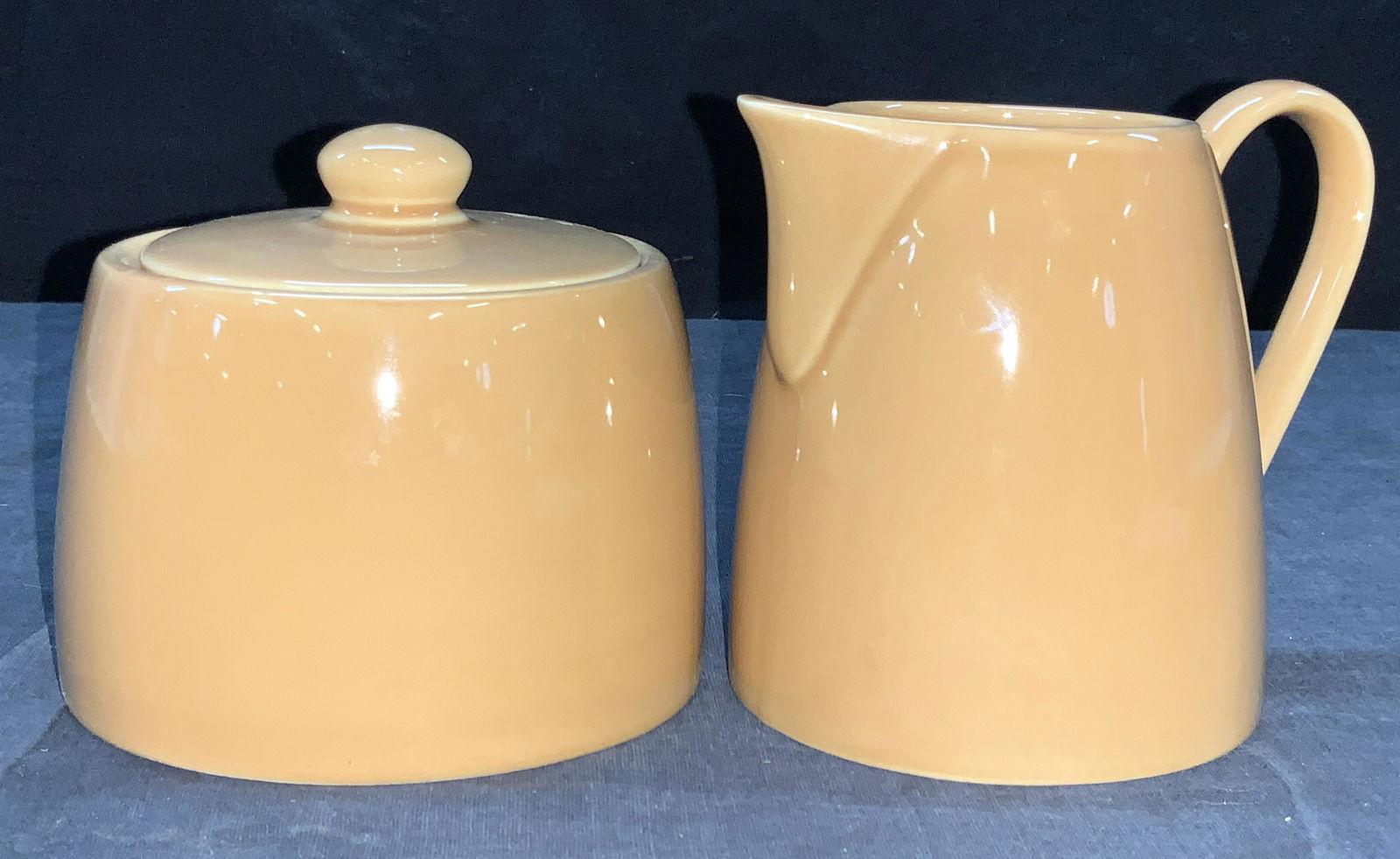 2 MSE Ceramic Sugar Bowl & Cream Pitcher (1 of 6)