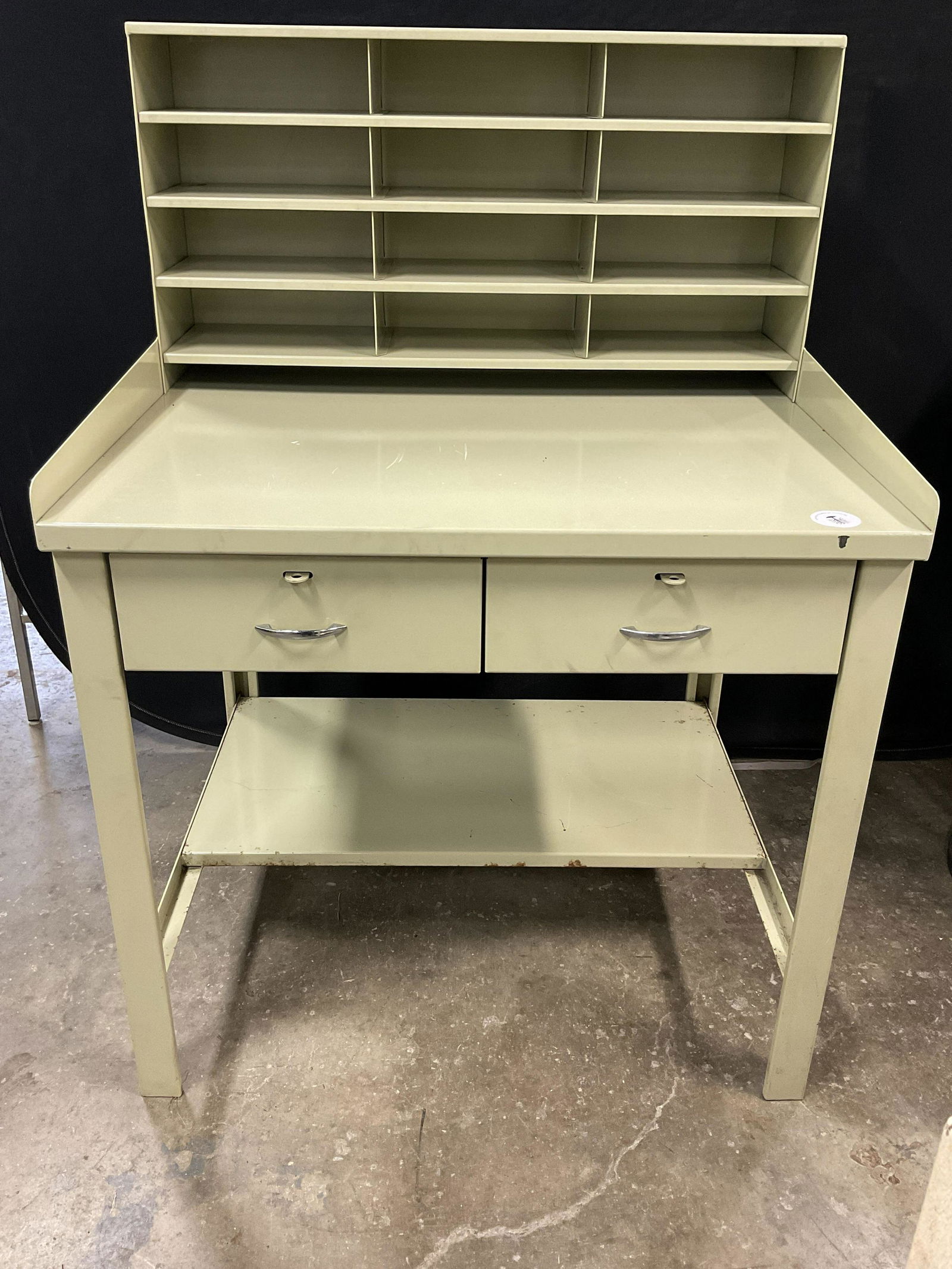 Vintage Martha Stewart Metal Workbench (1 of 12)