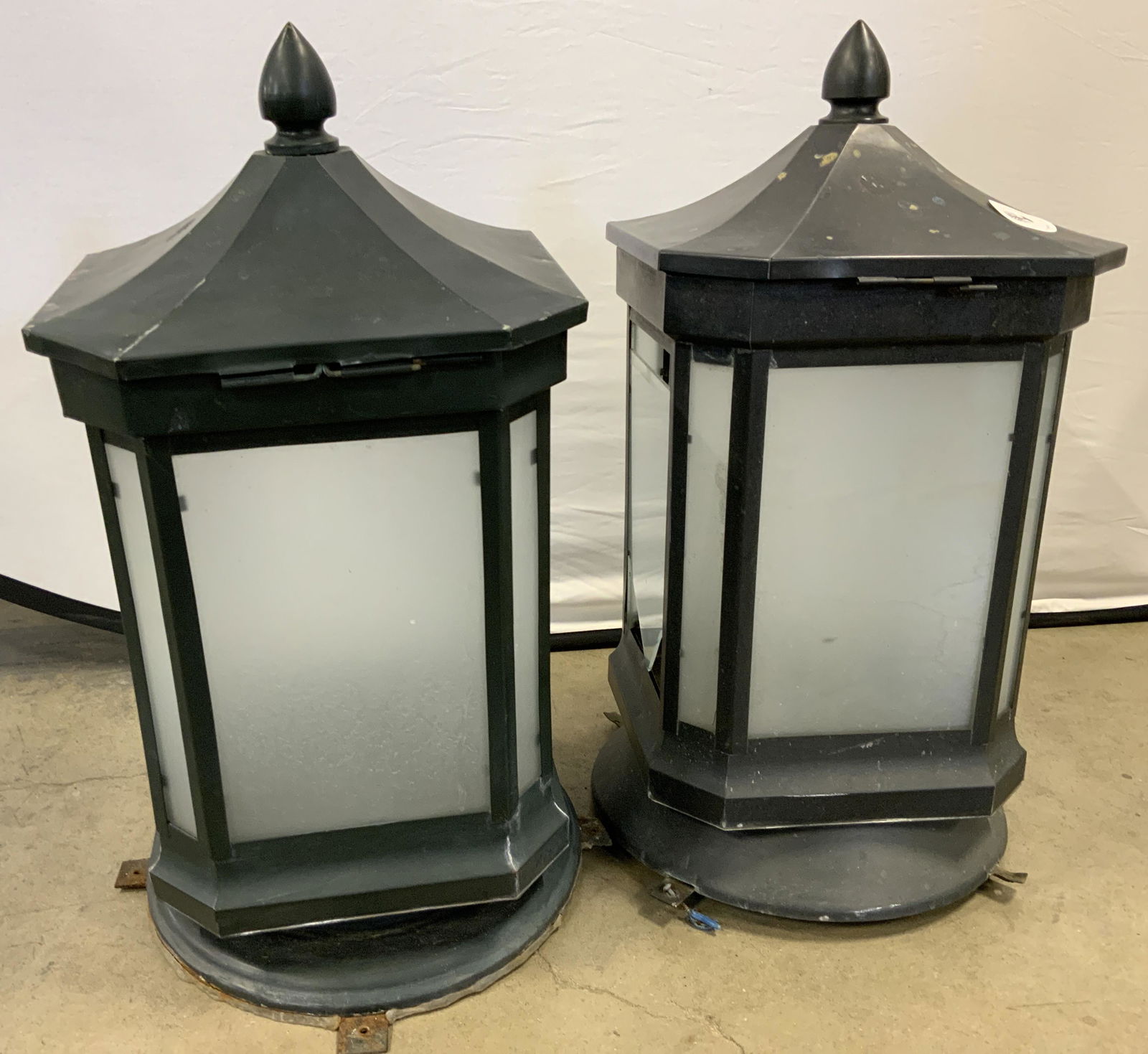 Pair Martha Stewart by Mail Lanterns (1 of 11)
