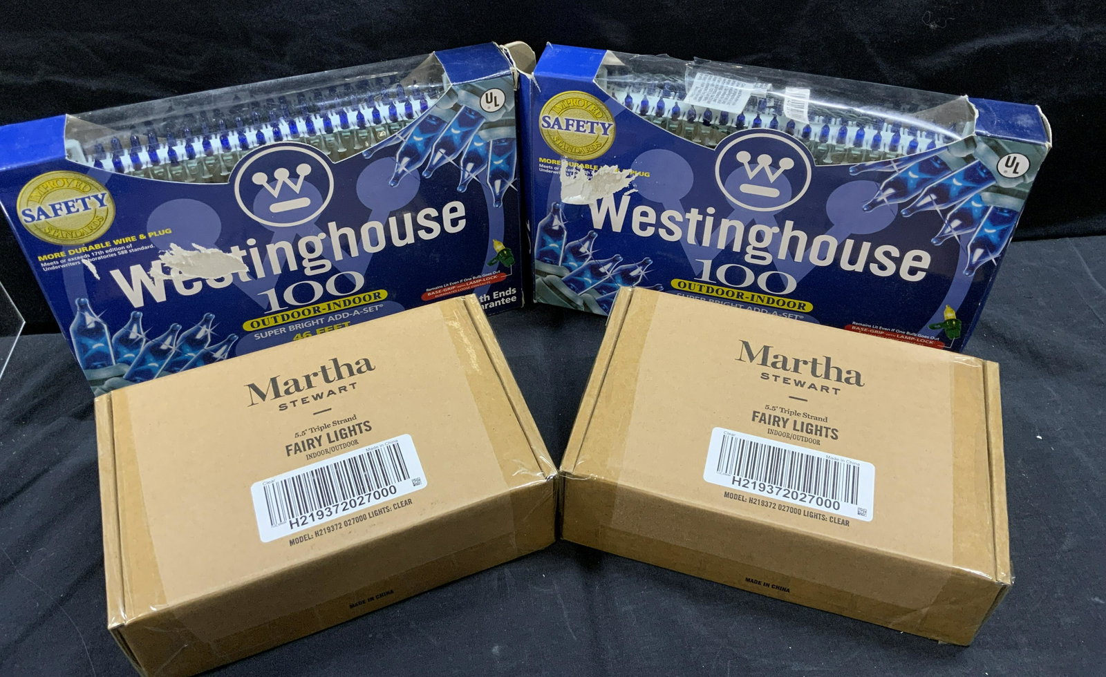 Group Lot 4 Martha Stewart Christmas Lights: Group Lot 4 Martha Stewart Christmas Lights - 5.5ft Long - Clear Fairy lights and outdoor-indoor Christmas lights - 46 ft long, Not tested for working condition. Property of Martha Stewart Katonah, N.