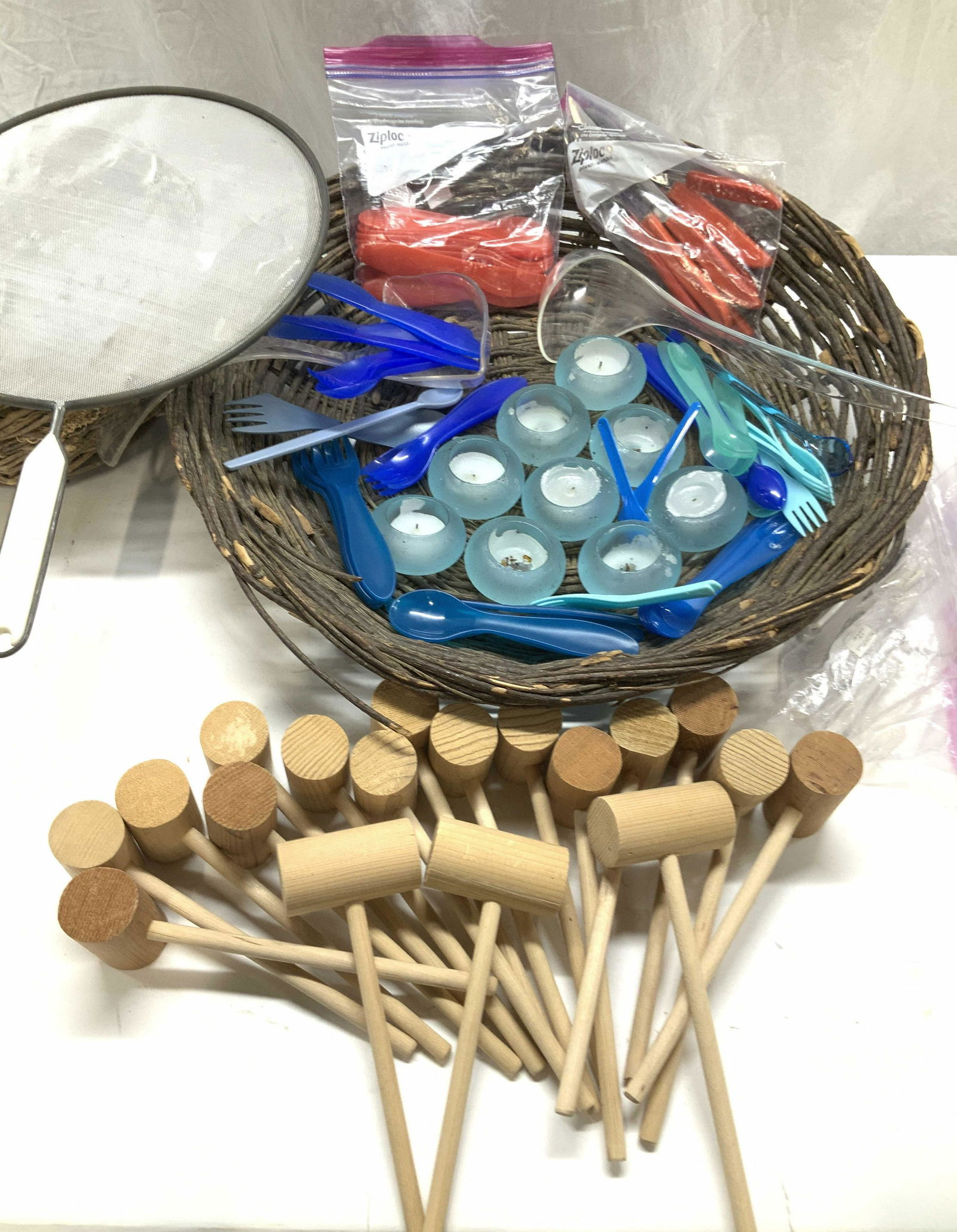 Outdoor Crab Fest Crab Mallets, Flatware, More (1 of 8)