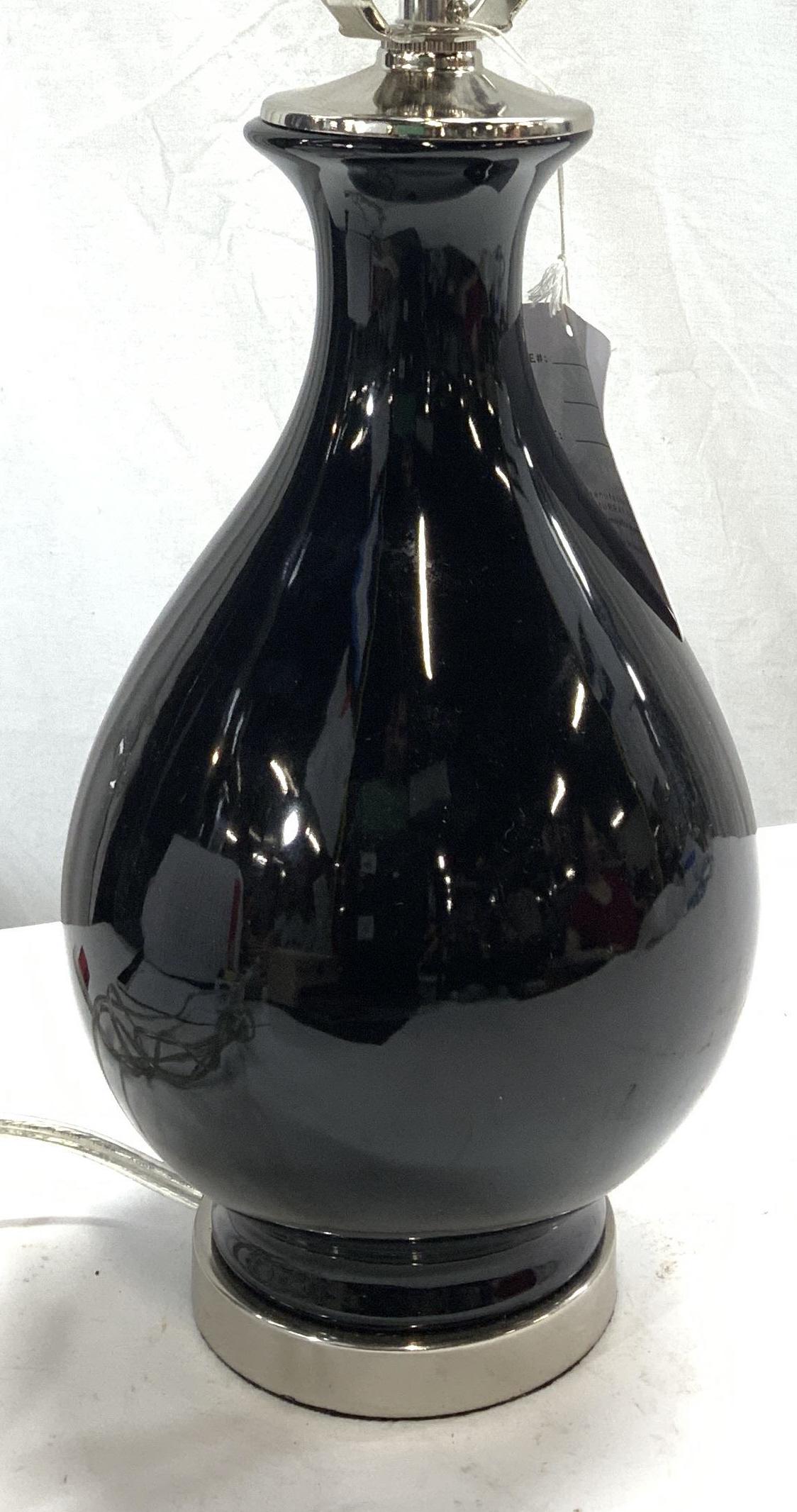 MARTHA LIVING Black Vase Lamp (1 of 7)
