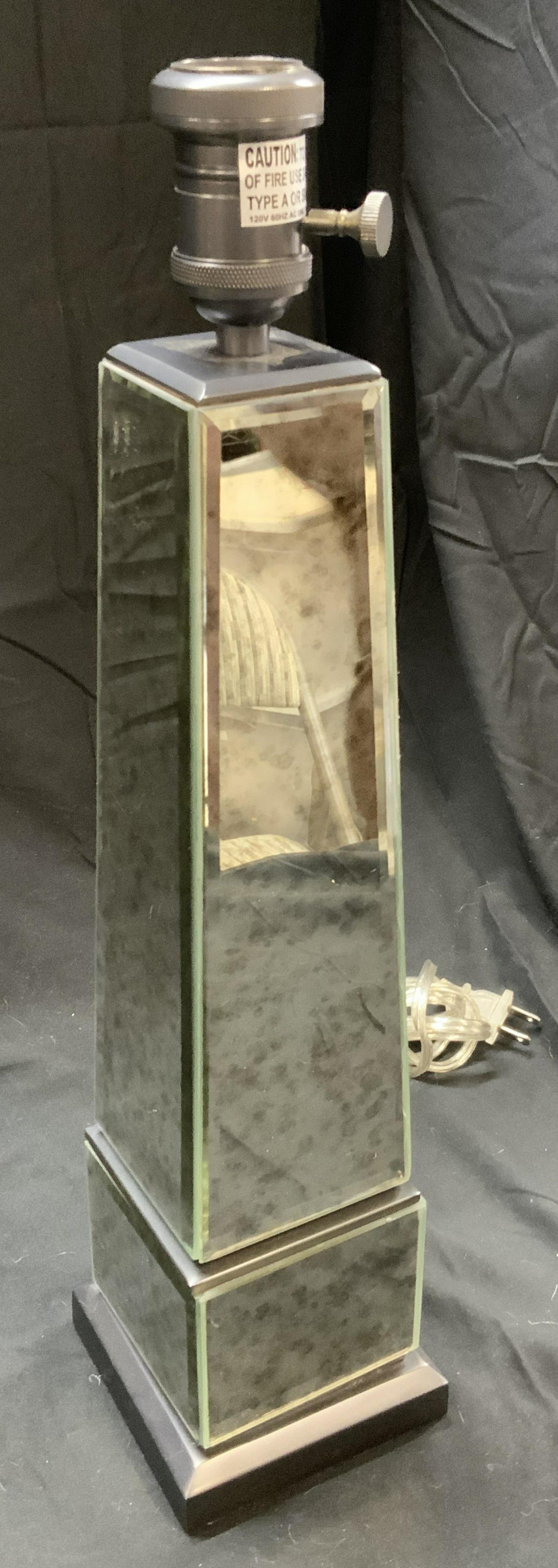 Antique Glass Style Mirrored Obelisk Table Lamp (1 of 7)