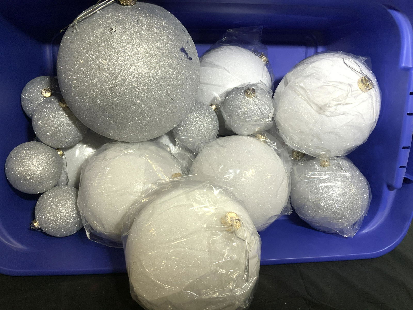 Set 17 Oversized Glitter Ball Ornaments, new (1 of 5)