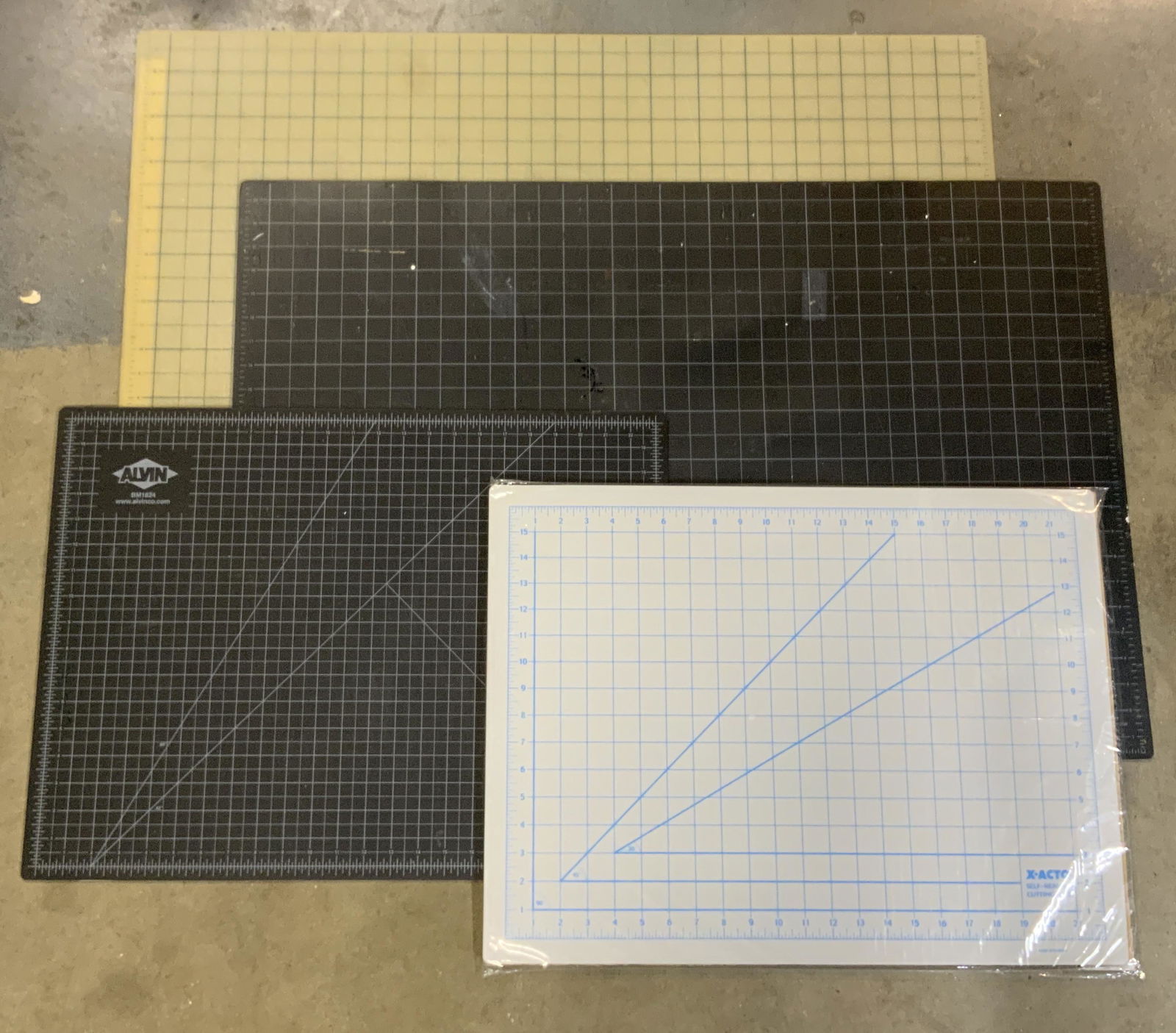Lot 5 ALVIN, X-ACTO, & OLFA Cutting Mats (1 of 11)