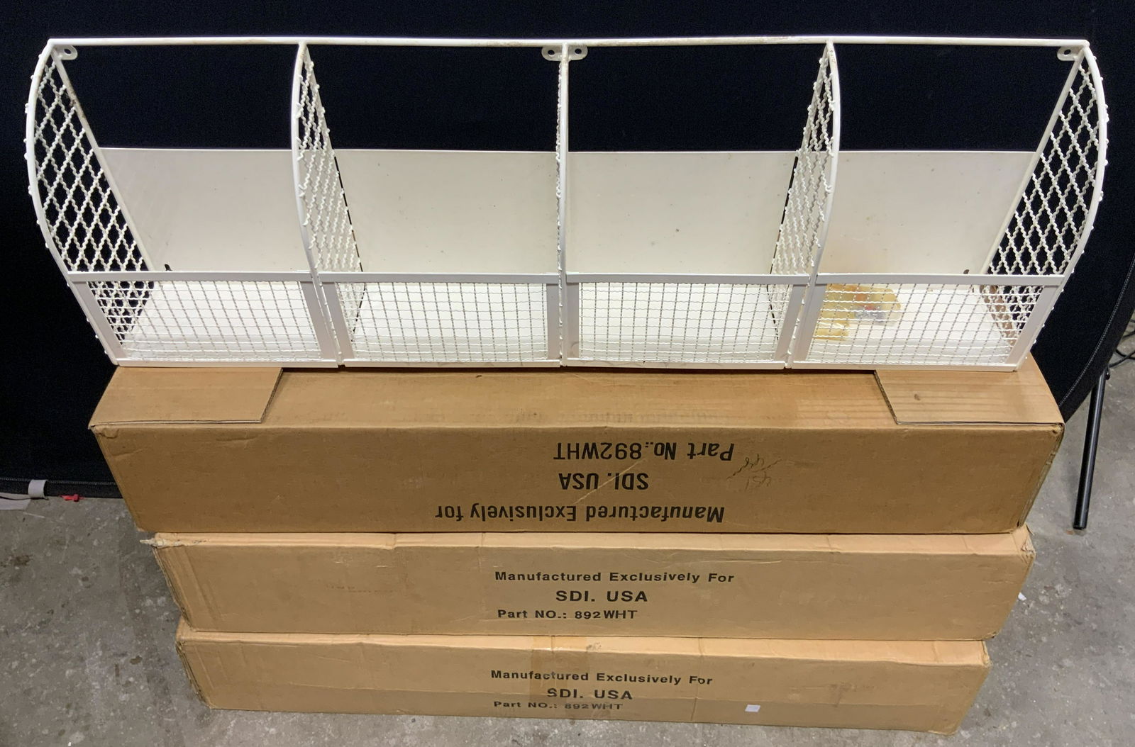 3 MARTHA BY MAIL White Horizontal Wire Racks, NIB (1 of 12)