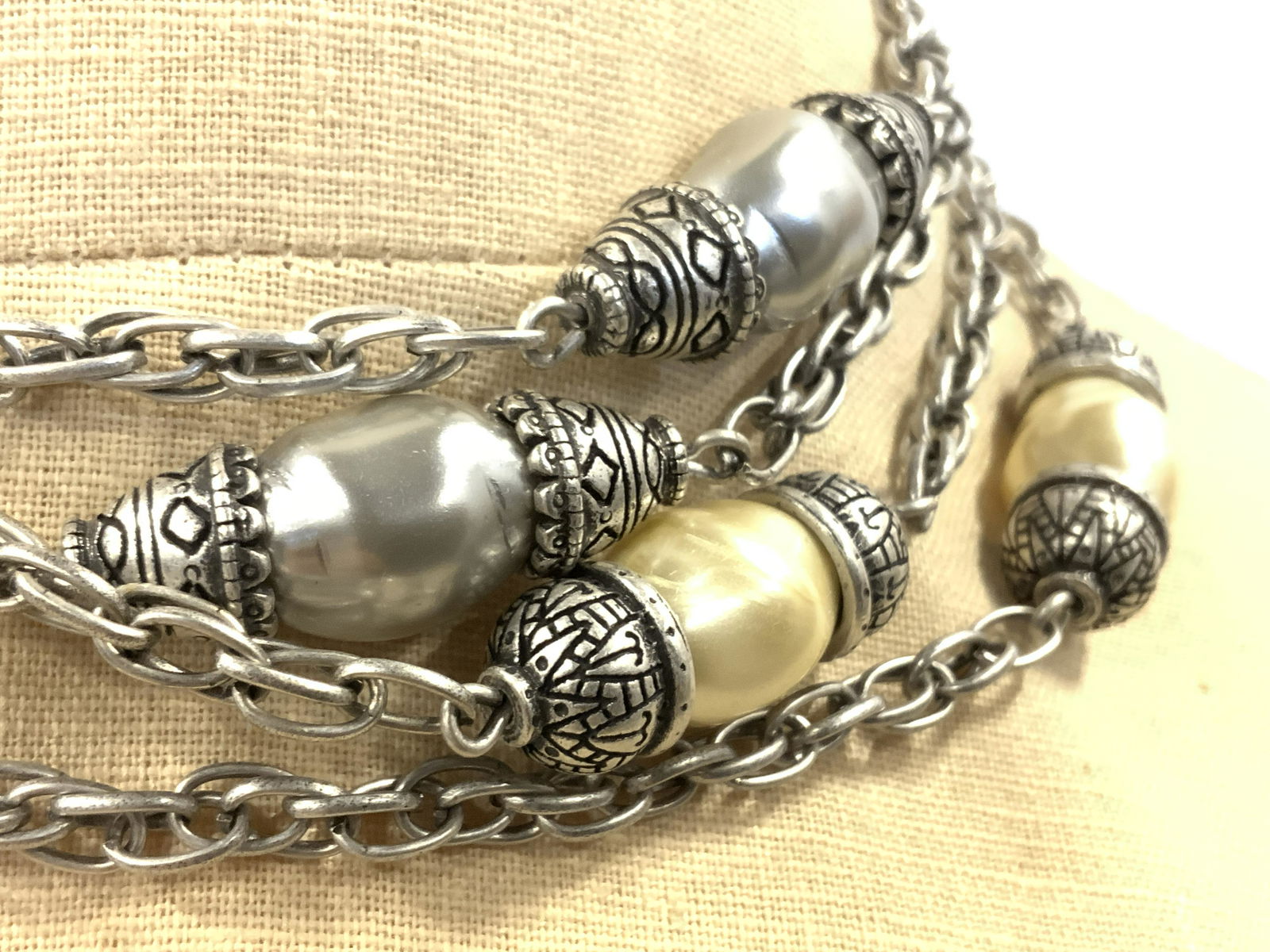 CHICOS Pearlescent Beaded & Chain Lin Necklace NWT (1 of 4)