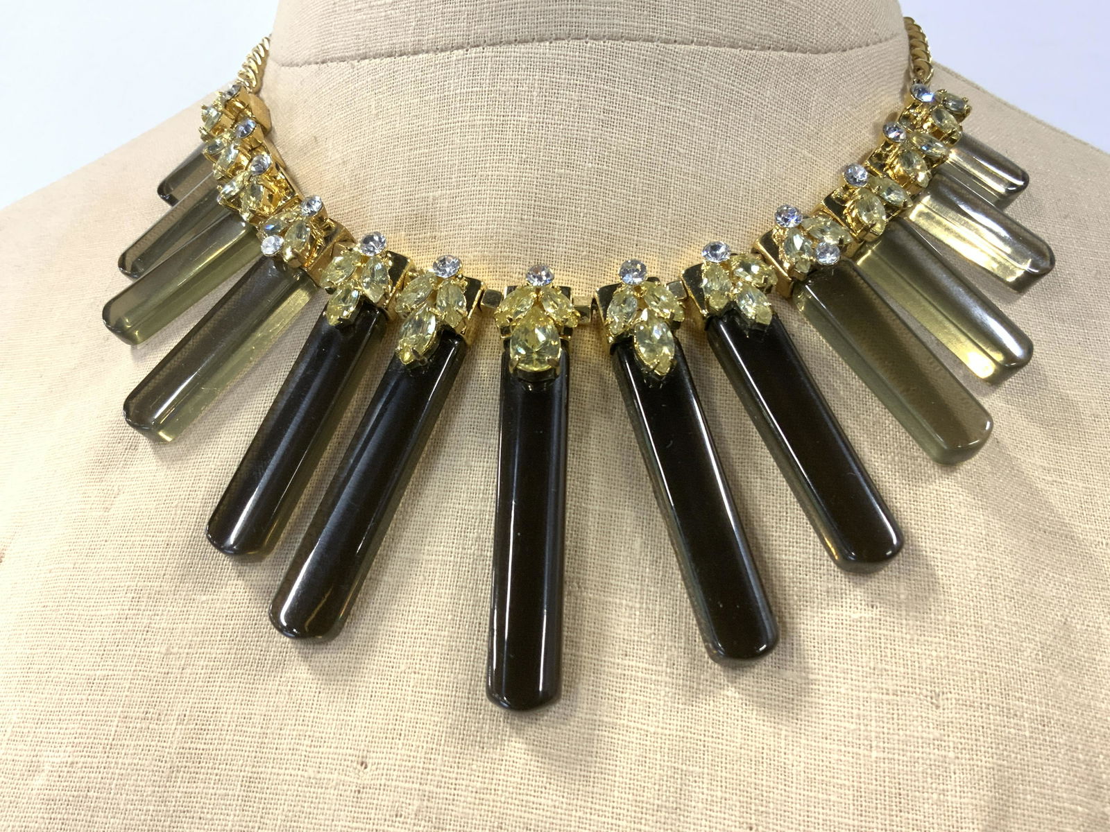 ANN TAYLOR Statement Necklace NWT (1 of 4)