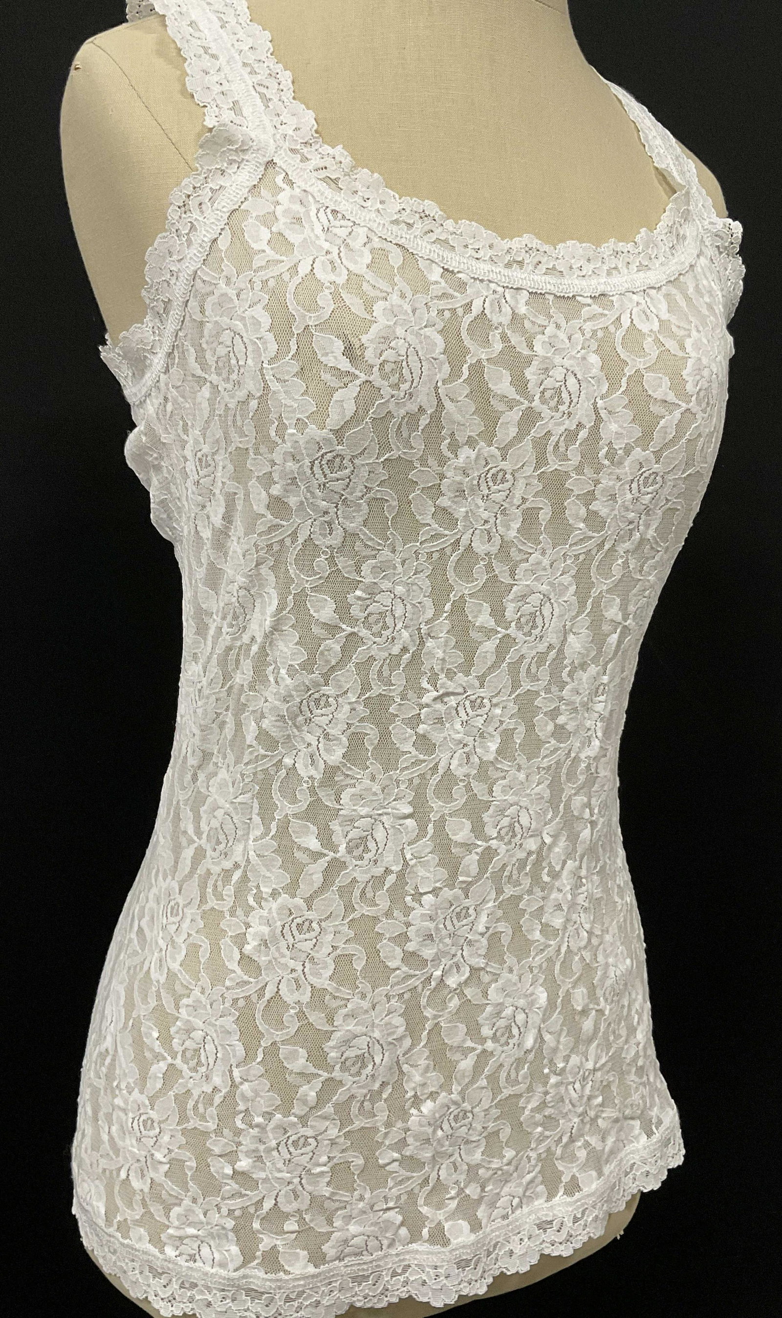 HANKY PANKY White Shear Tank Top: HANKY PANKY Lace top with rose detailing. Inner tag reads medium, Possibly never worn. HANKY PANKY Top, HANKY PANKY womens wear, HANKY PANKY ladies wear, HANKY PANKY tank top, HANKY PANKY lace top, la