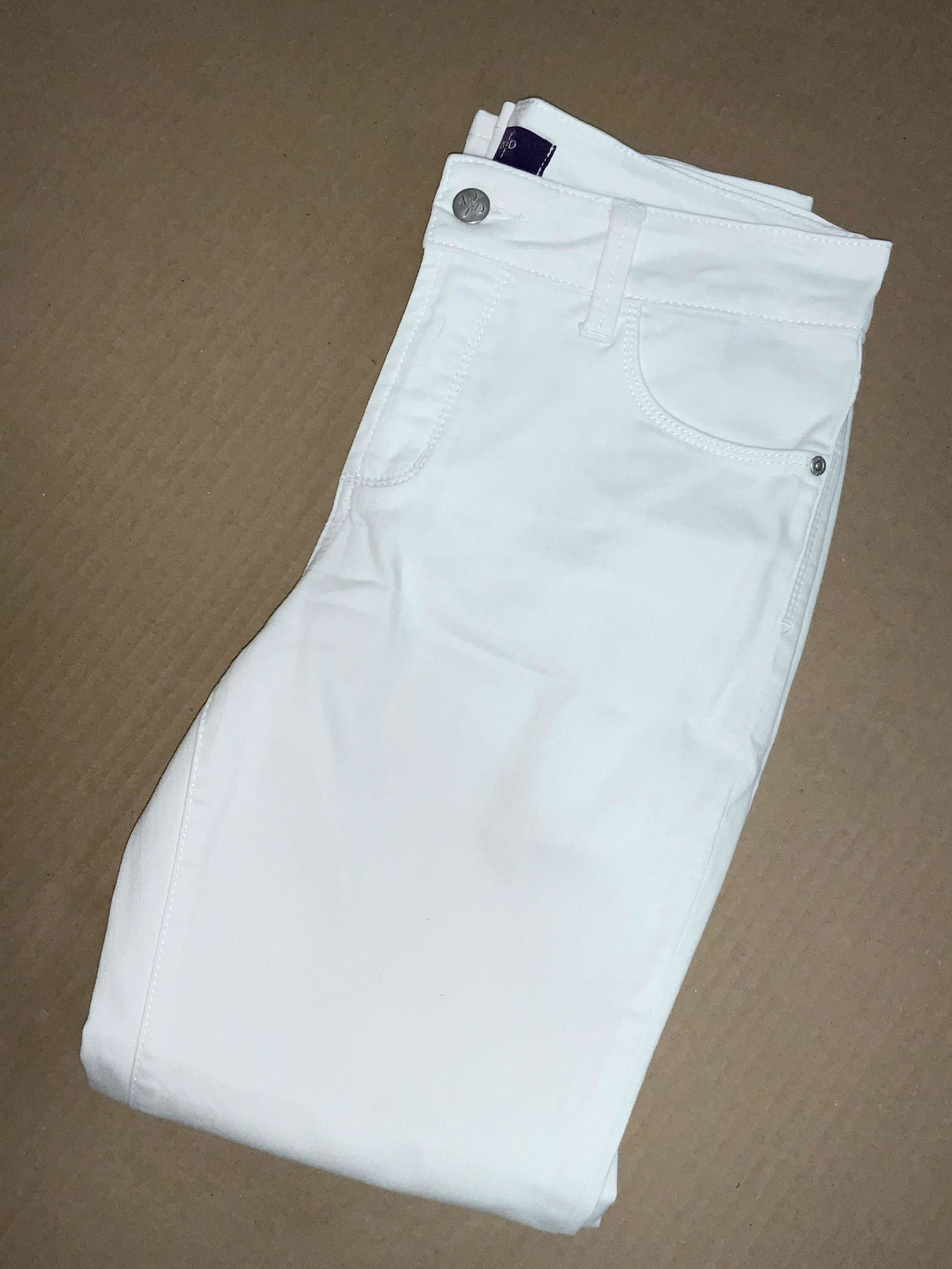 NYDJ Size 4 White Cotton Denim Ankle Jeans (1 of 8)