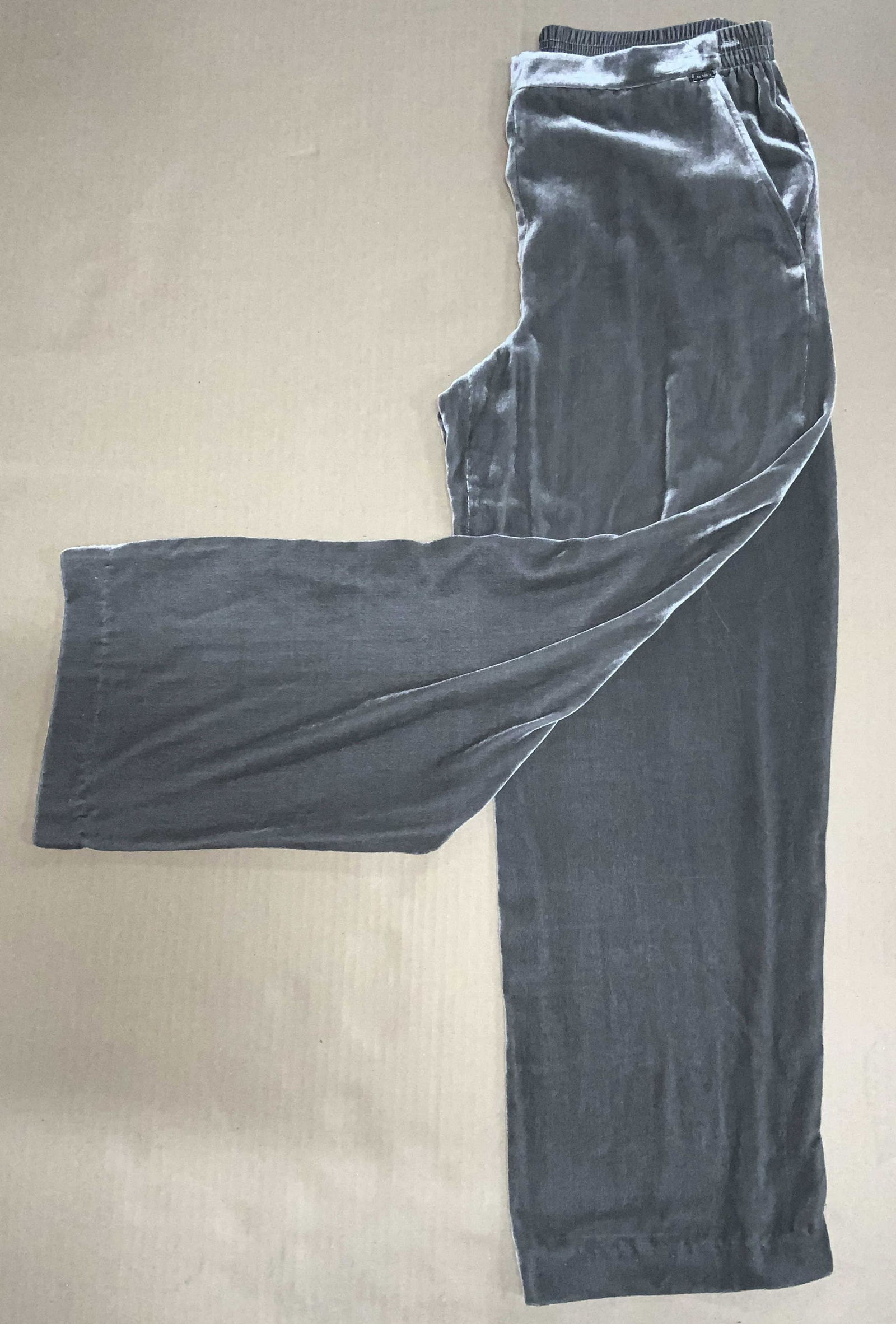 St.John Velvet Style Dress/ Lounge Pants (1 of 7)