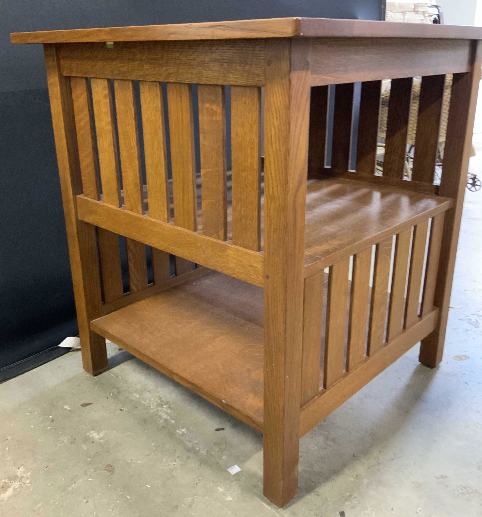 STICKLEY Mission Style Two Tiered Side Table (1 of 12)