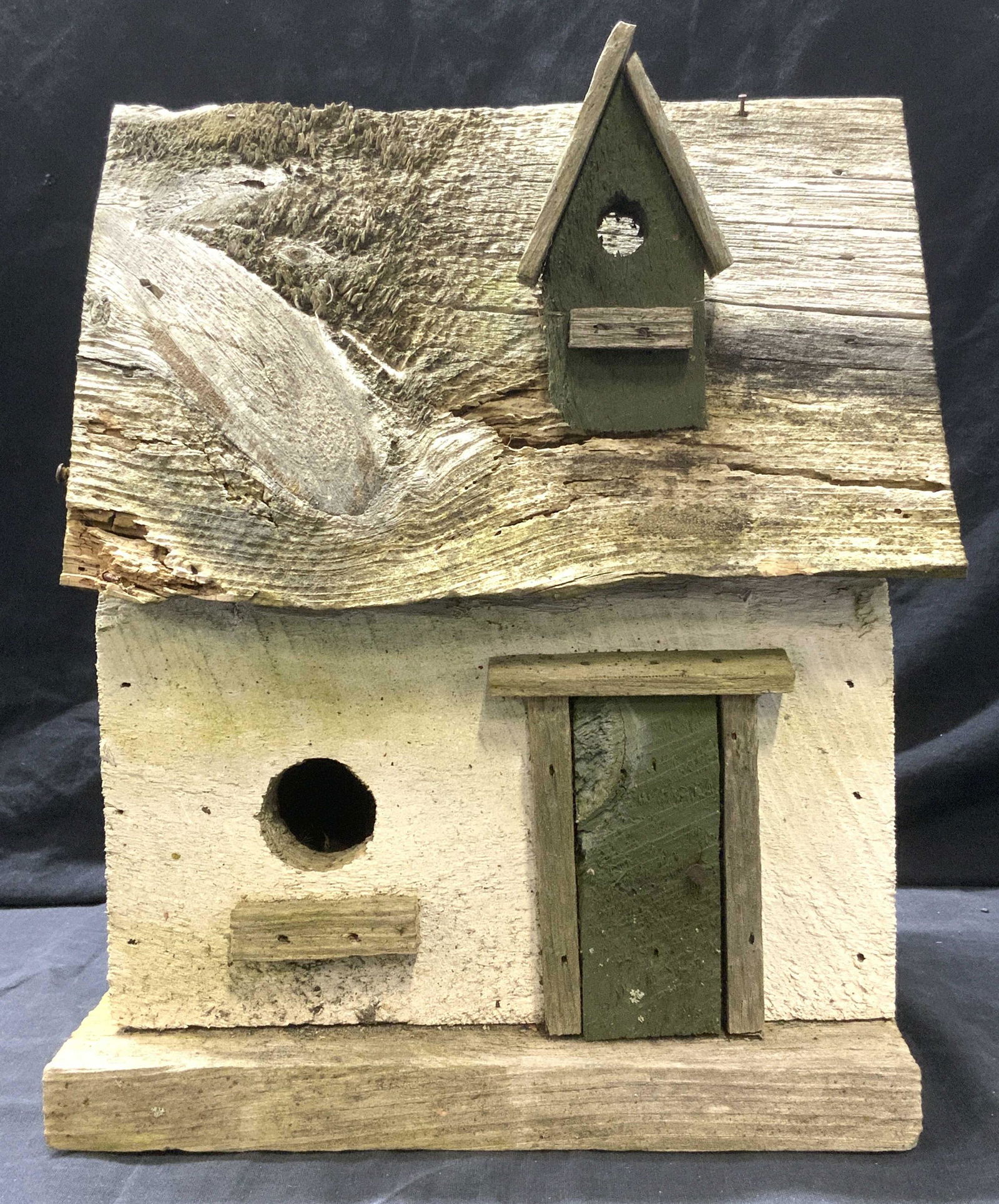Vintage Rustic Woodwork Birdhouse (1 of 6)