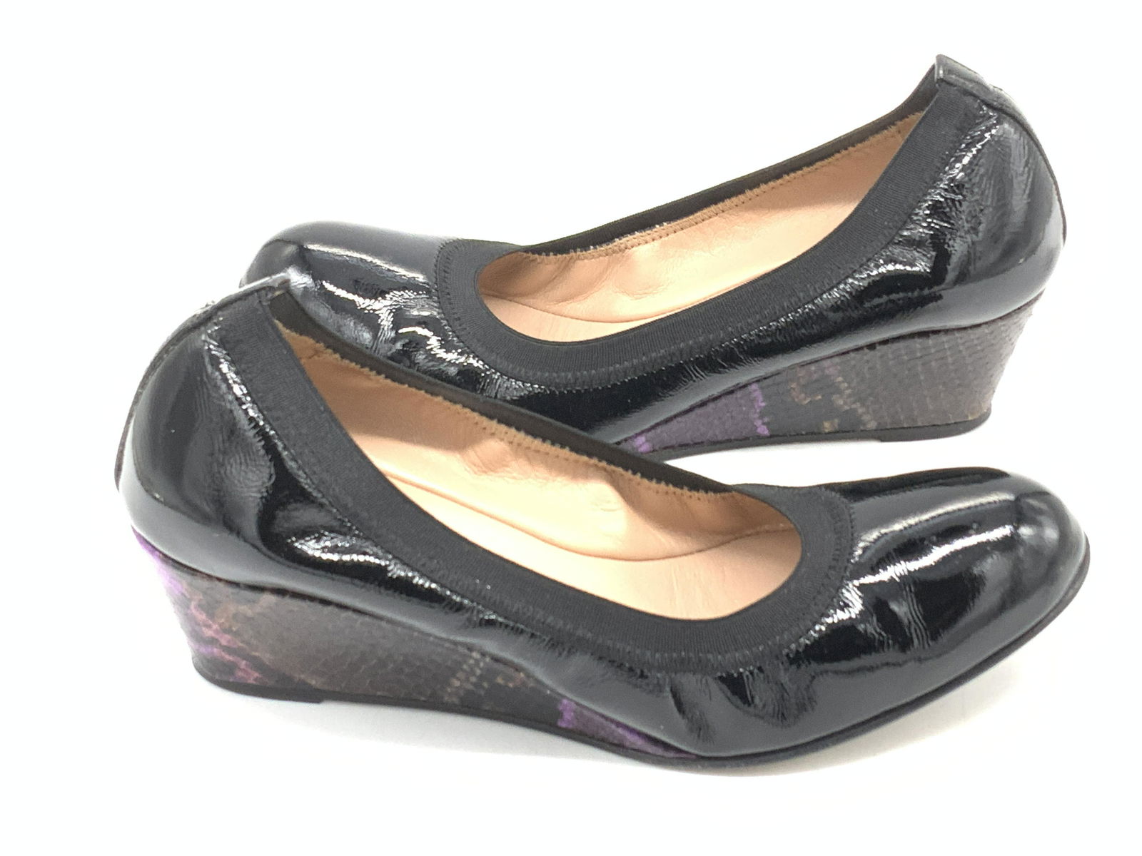 ANYI LU Black Leather Wedges, Snake Print Heel, IT: Signed Italian designer ANYI LU genuine black patent leather wedges with multi tone snakeskin print embossed leather detail on heel. Marked size 37. Heel height approx. 2 inches. Made in Italy. ANYI L