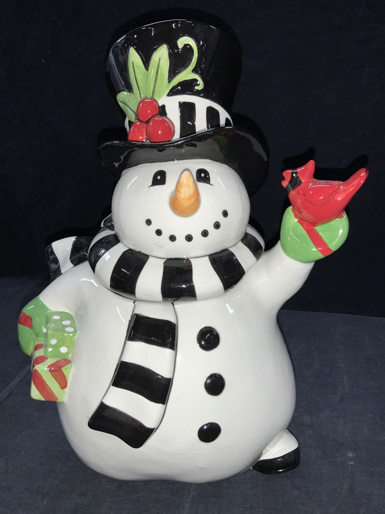 FRITZ & FLOYD Hand Crafted Ceramic Snow Man Vessel (1 of 12)
