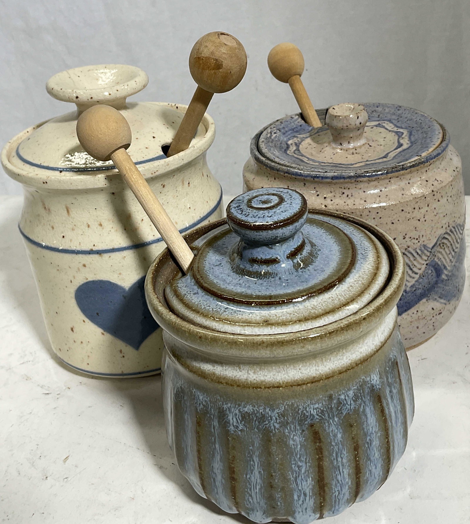 Lot 3 Handmade Ceramic Honey  Pots (1 of 6)