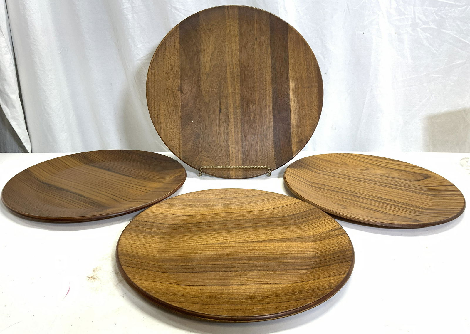 Lot 4 DANSK Teak Wood Style Plates (1 of 6)