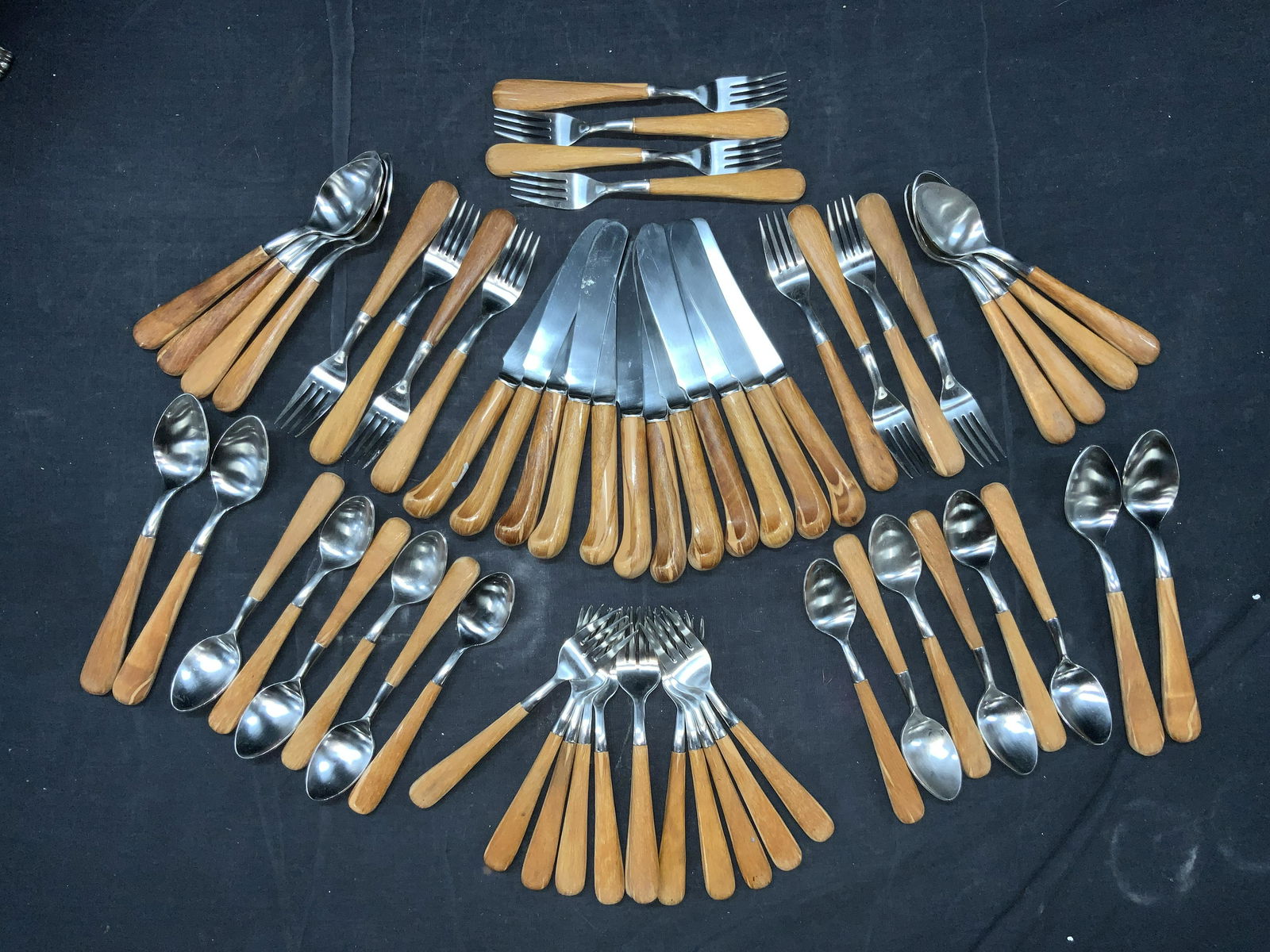 60 MARTIAN Steel & Wooden Vintage Flatware (1 of 10)