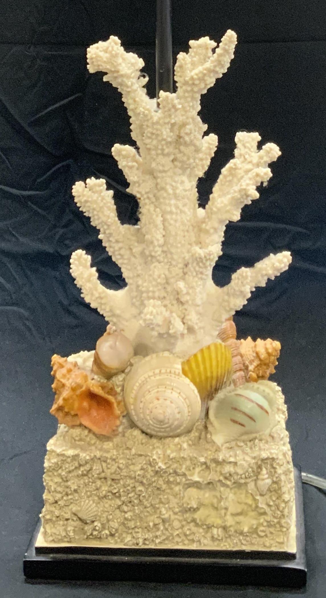 Seashell & Coral Motif Table Lamp (1 of 8)