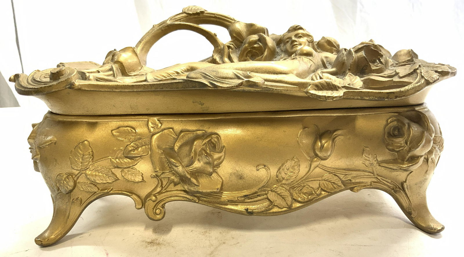 Ornate Ornmulu Keepsake Box W Lid (1 of 10)