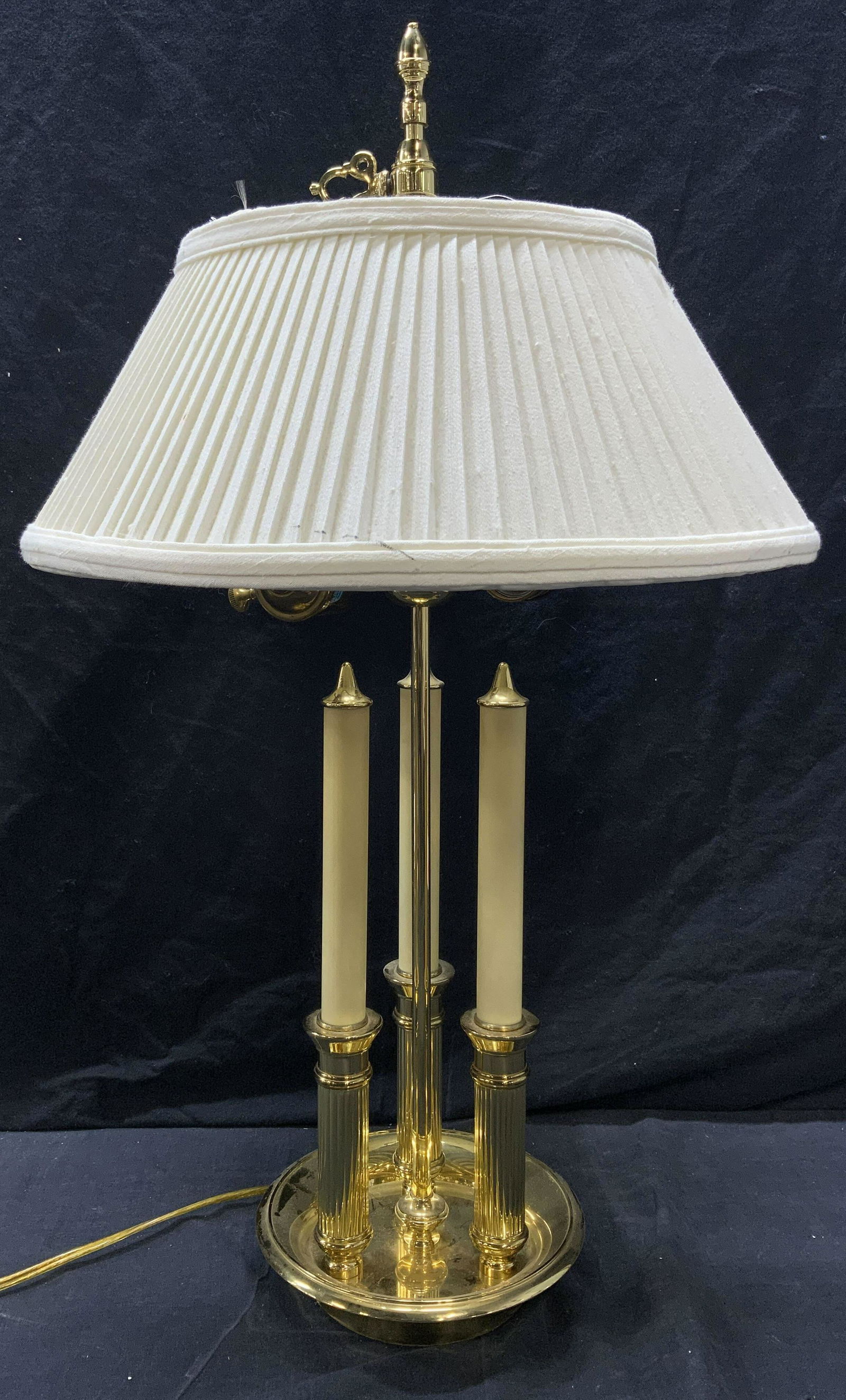 BALDWIN Vintage Candlestick Style Lamp (1 of 7)