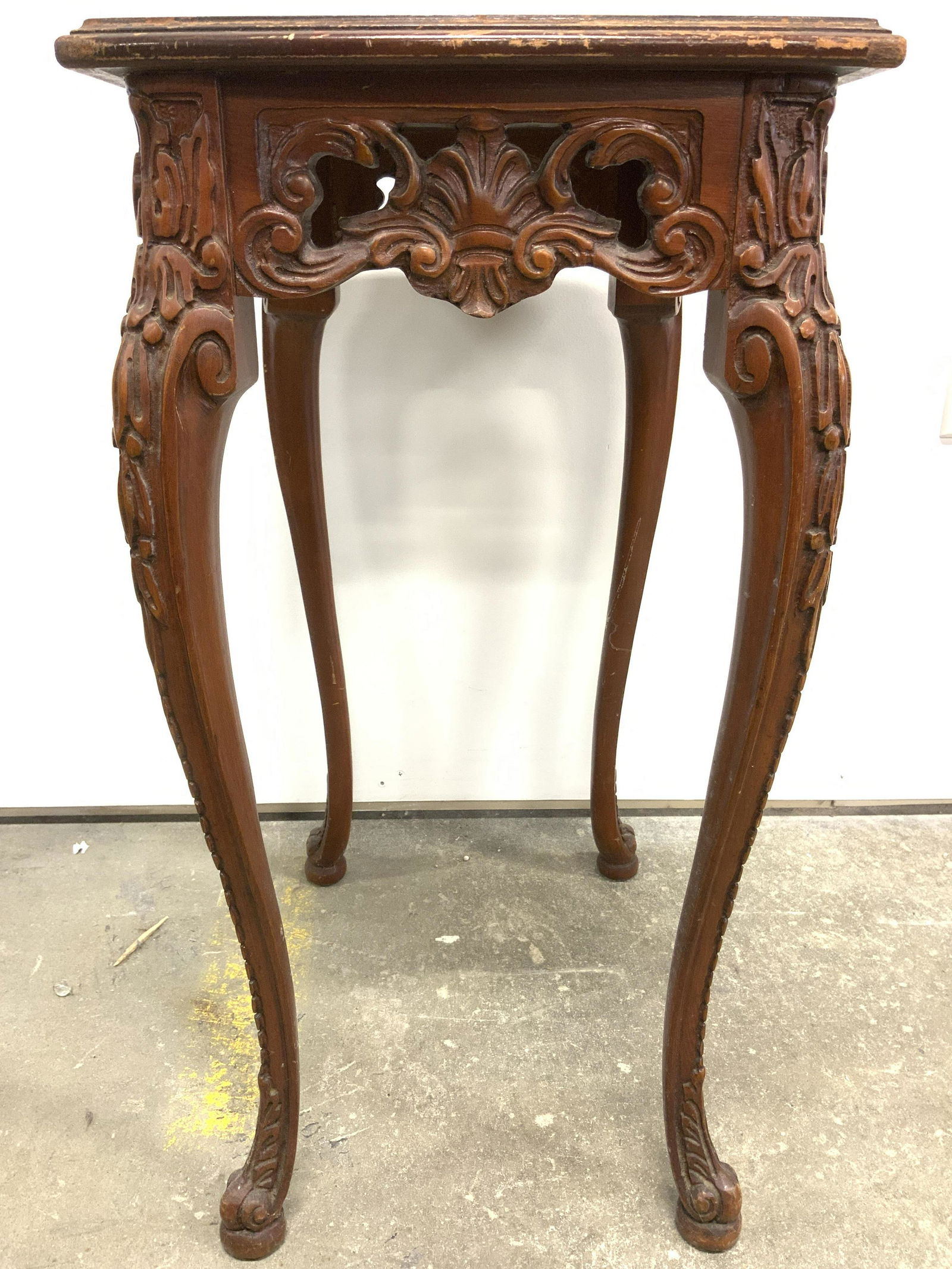 Vntg Carved Wooden Chippendale Style Plant Stand (1 of 9)