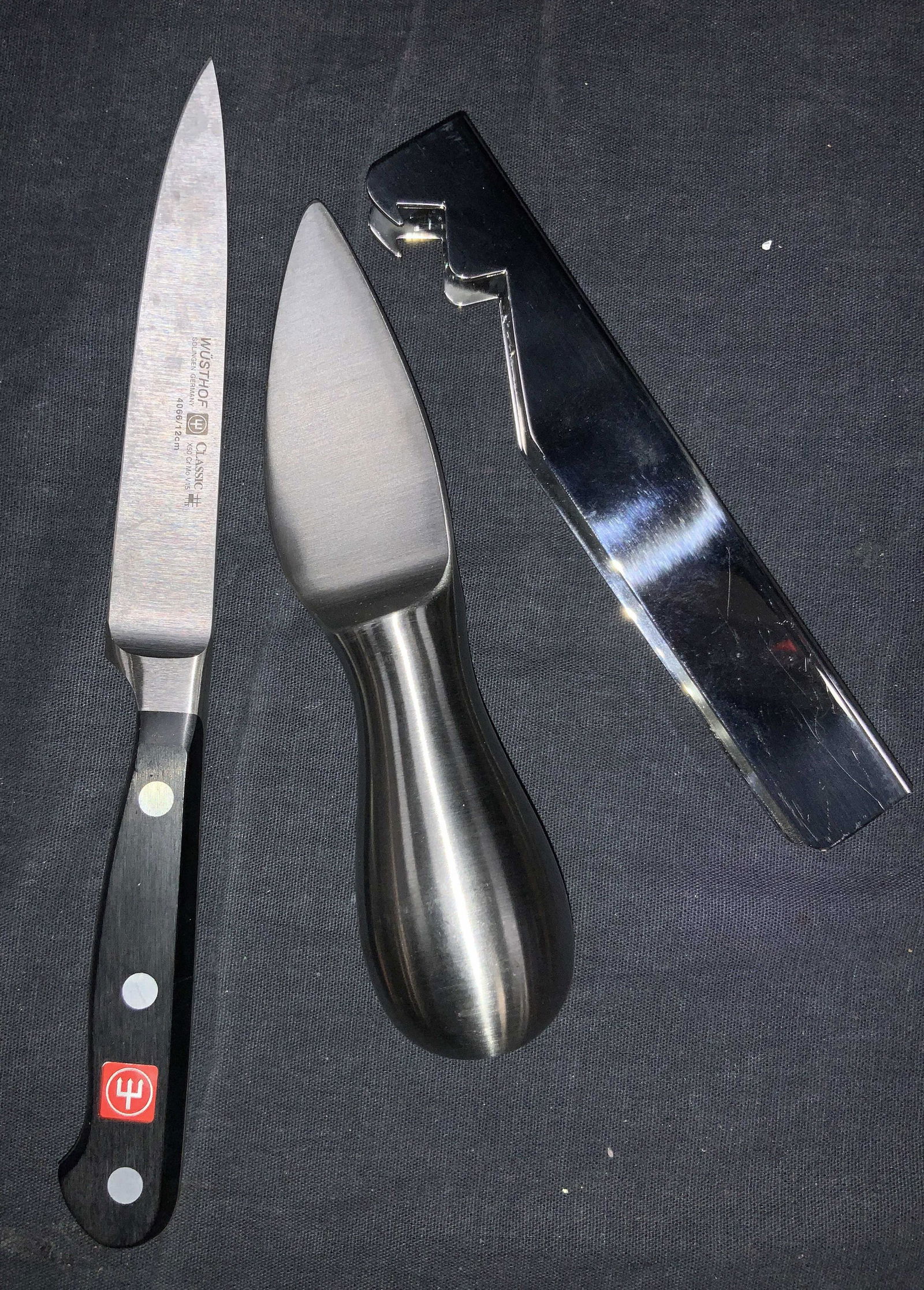 3 Steel Kitchen Knives & Accessories (1 of 5)