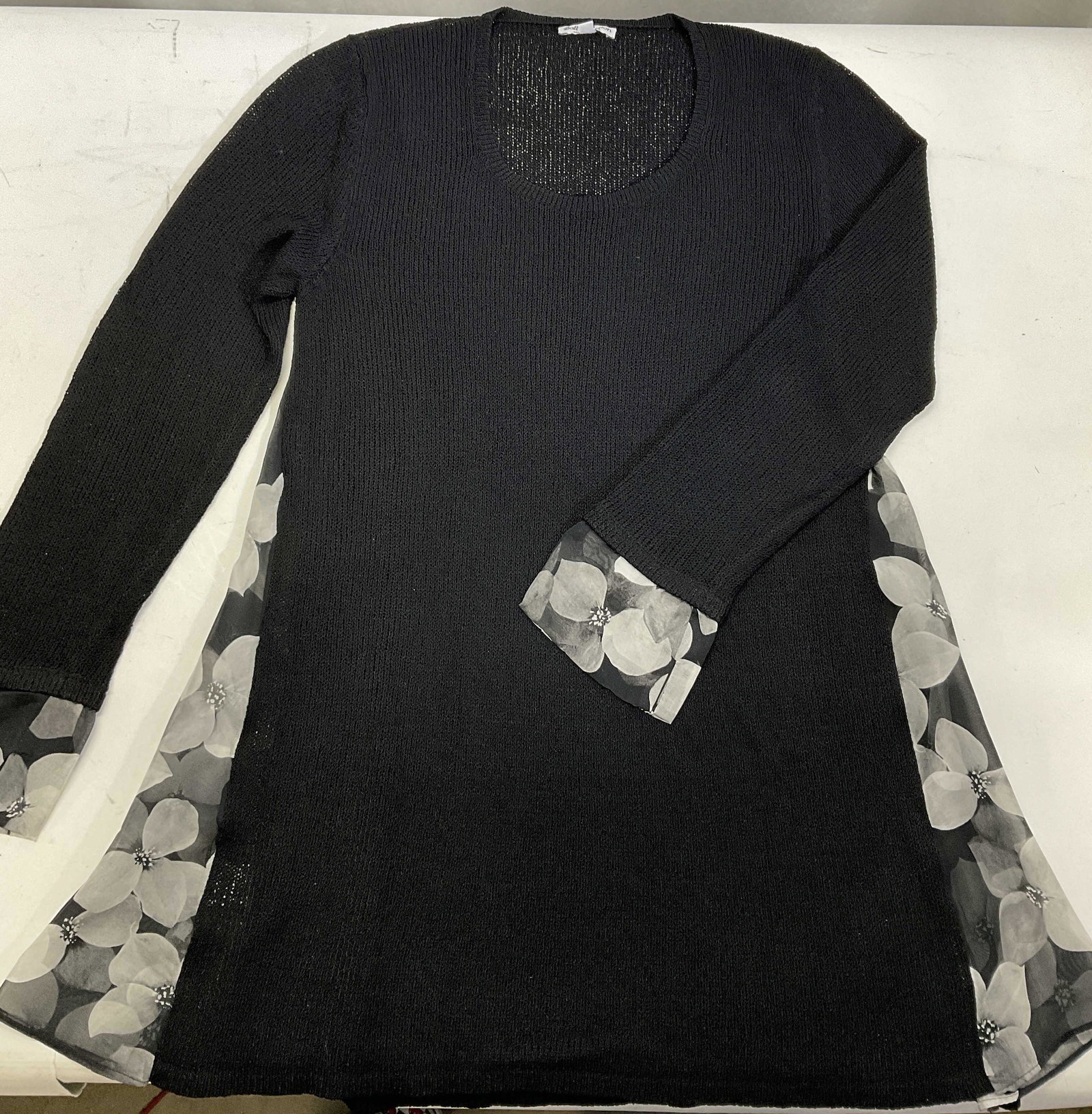 BALL OF COTTON  Blouse, USA (1 of 7)