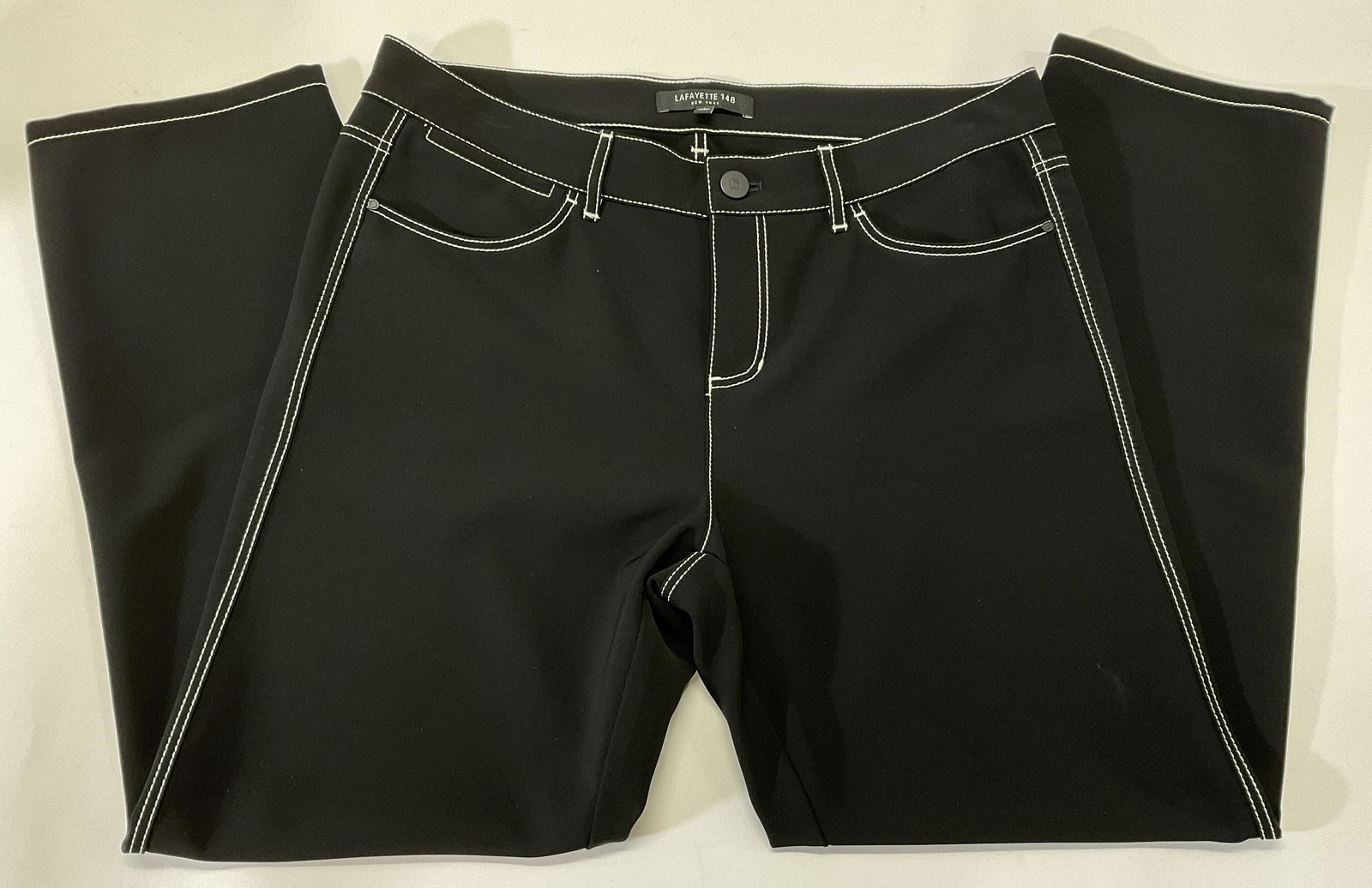 LAFAYETTE 148 Black Capri, NY (1 of 6)