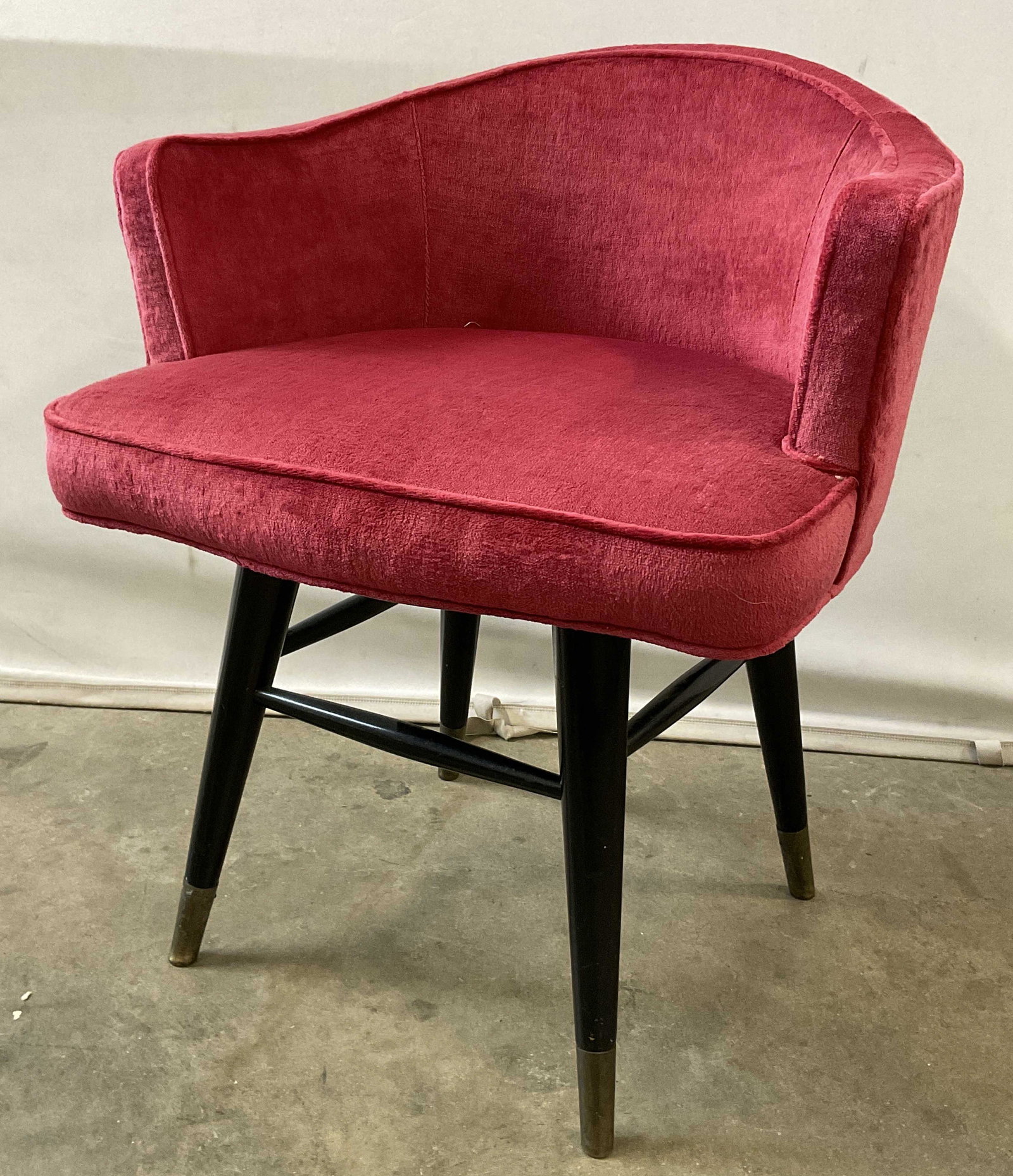 Retro MCM Swivel Round Velvet Chair (1 of 12)