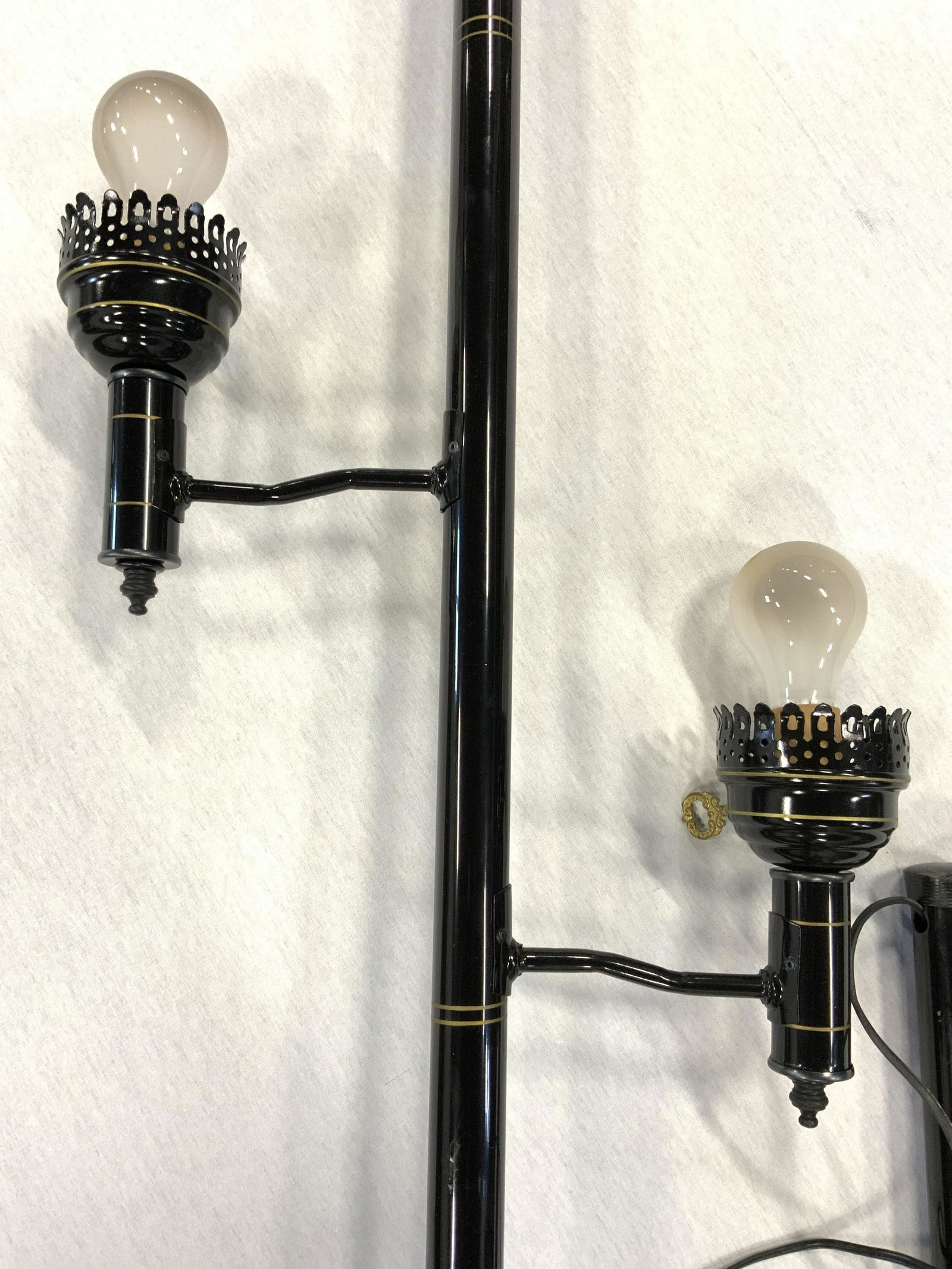 Vintage Metal Ceiling To Floor Lamp (1 of 8)