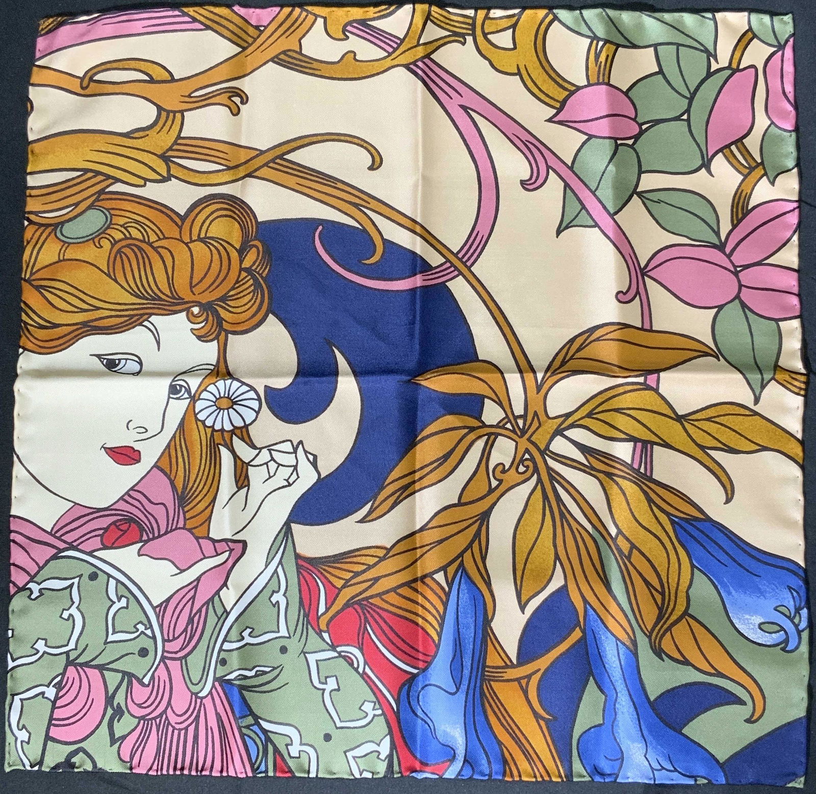 Unlabeled Designer Art Nouveau Style Handkerchief (1 of 6)