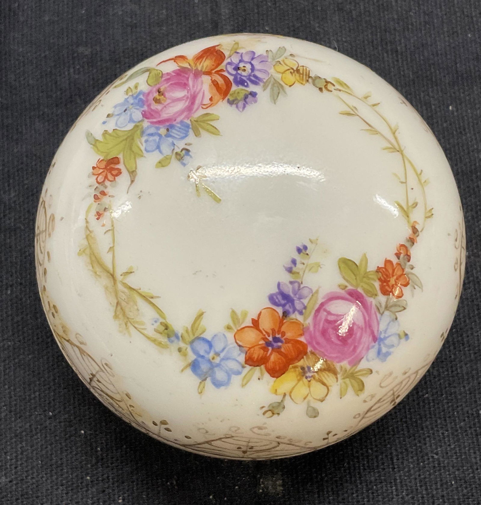 Small Floral Round Porcelain Trinket Box, Dresden (1 of 5)