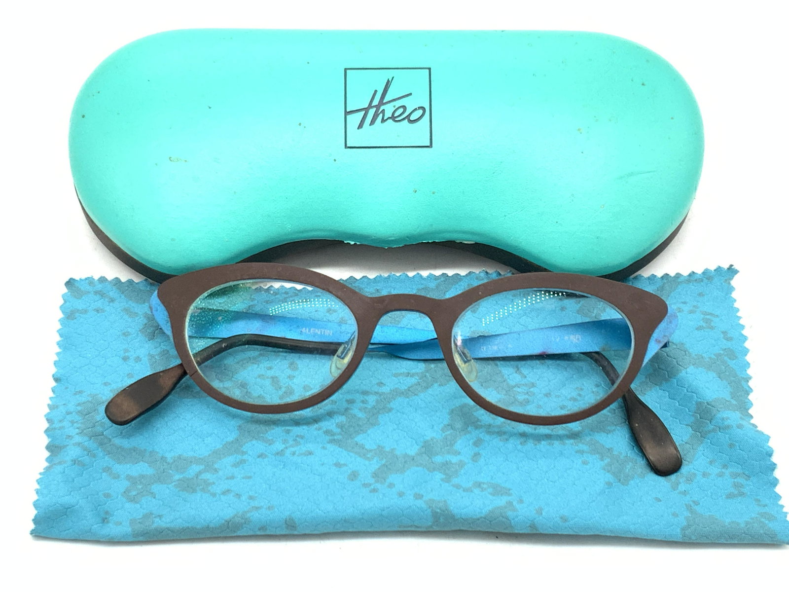Anne Et Valentin Reading Glasses W Case (1 of 8)