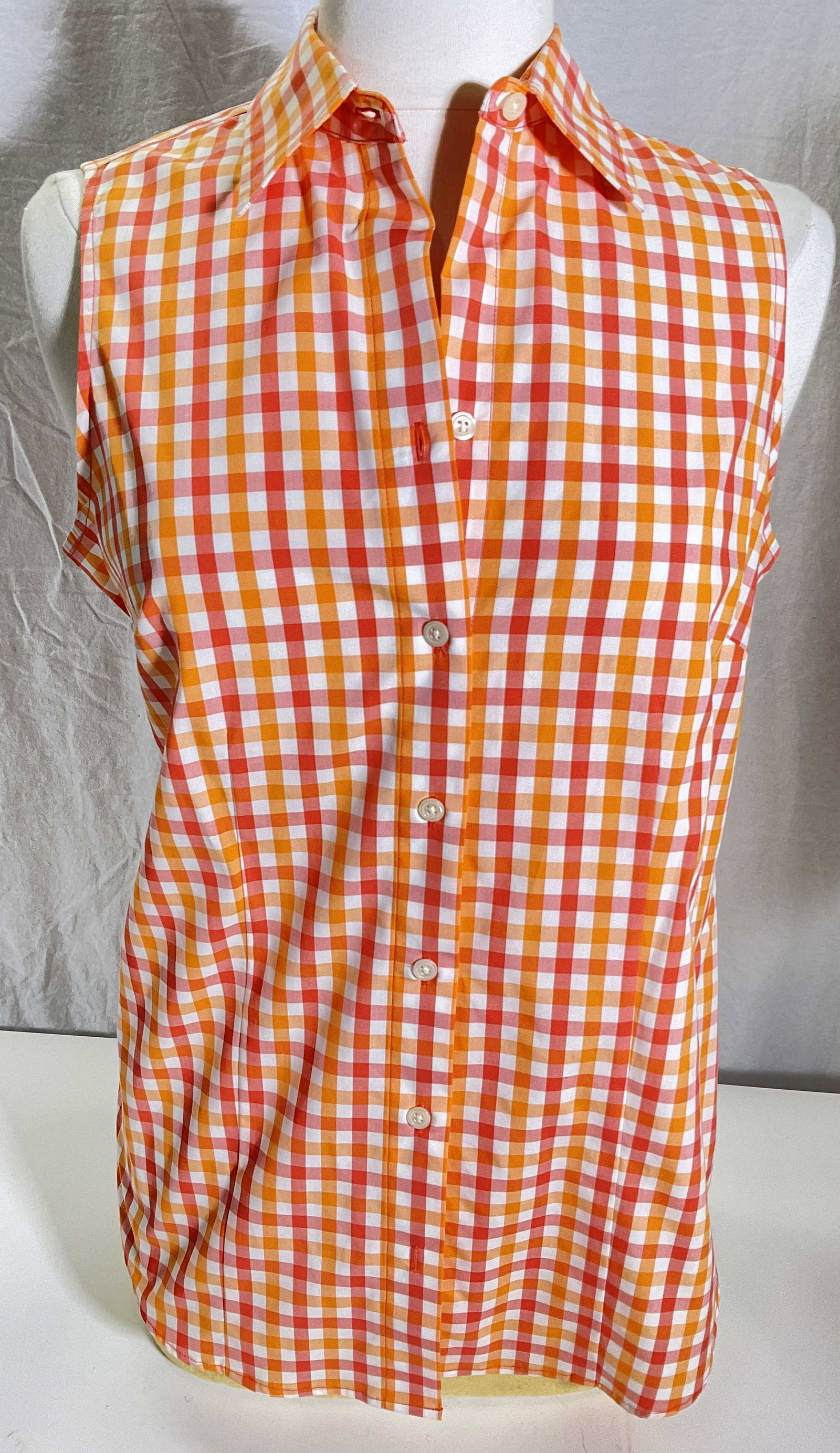 LANDS END Sleeveless Button Up Top (1 of 5)