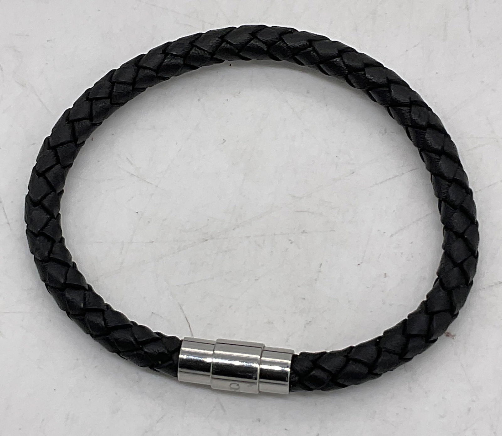 Leather Magnetic Closing Bracelet (1 of 4)