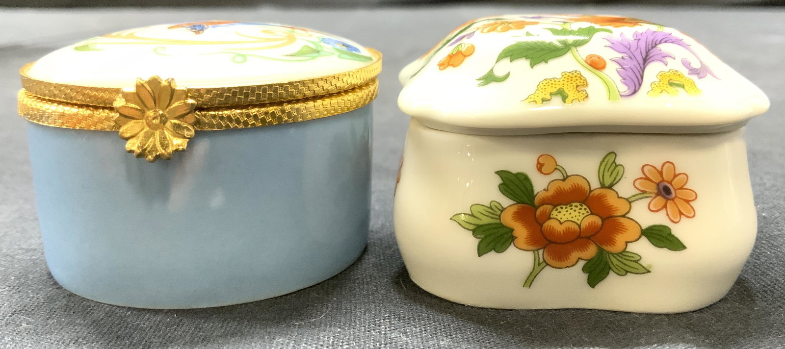 LIMOGES Lot of 2 Hand Painted Pill Boxes, France (1 of 8)