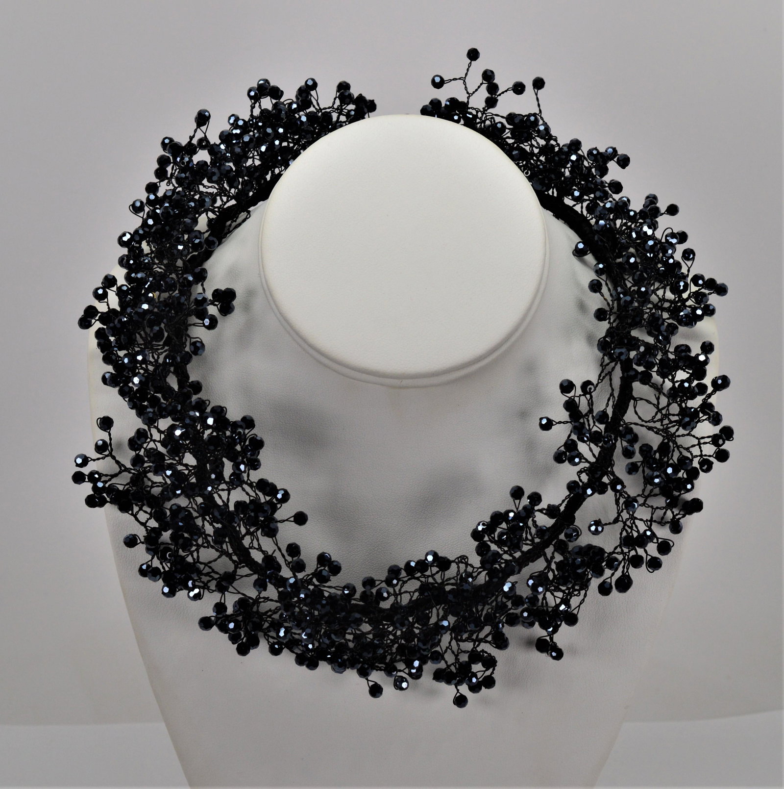 c1950s Vintage Handcrafted Bespoke Beaded Necklace (1 of 4)