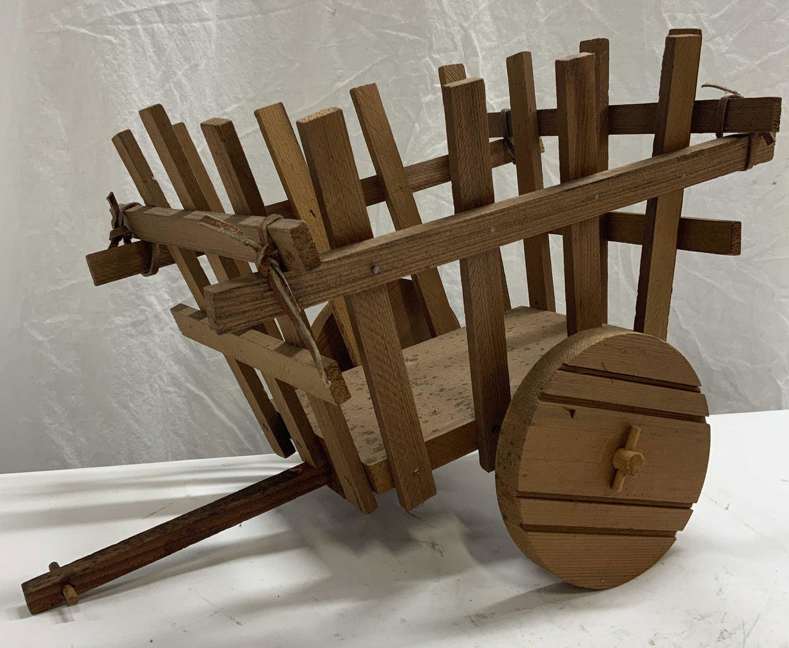 Vintage Doll Size Wood Wagon (1 of 6)