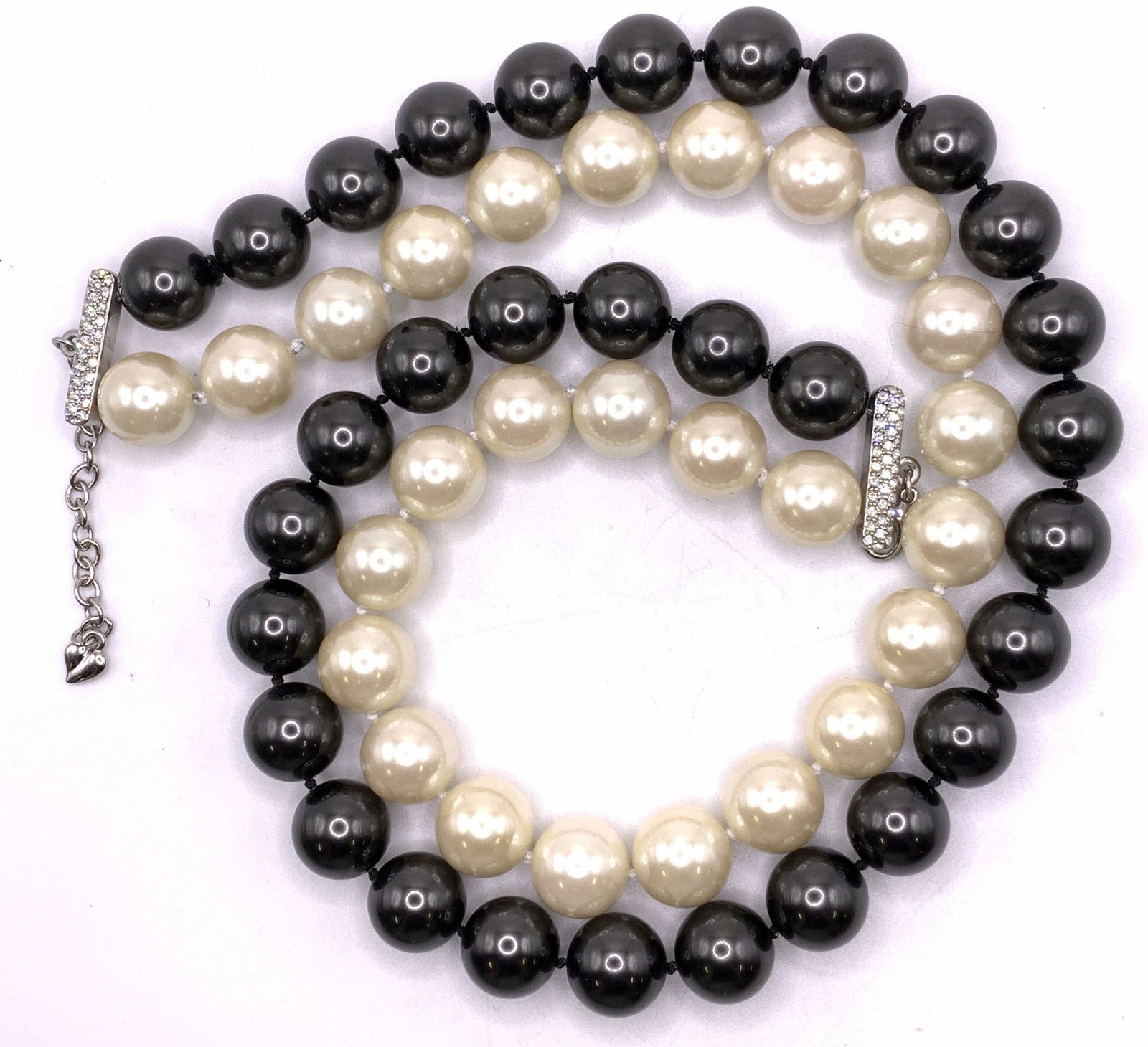 CAROLEE Pearlescent Double Strand Necklace (1 of 6)